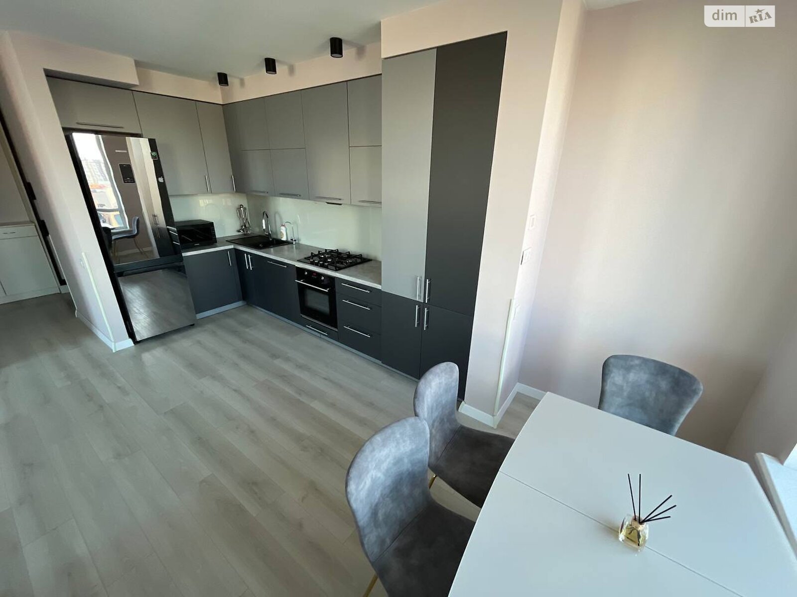 однокімнатна квартира в Львові, район Шевченківський, на вул. Шевченка Тараса 60 корпус 2 в довготривалу оренду помісячно фото 1 однокімнатна квартира в Львові, район Шевченківський, на вул. Шевченка Тараса 60 корпус 2 в довготривалу оренду помісячно фото 1