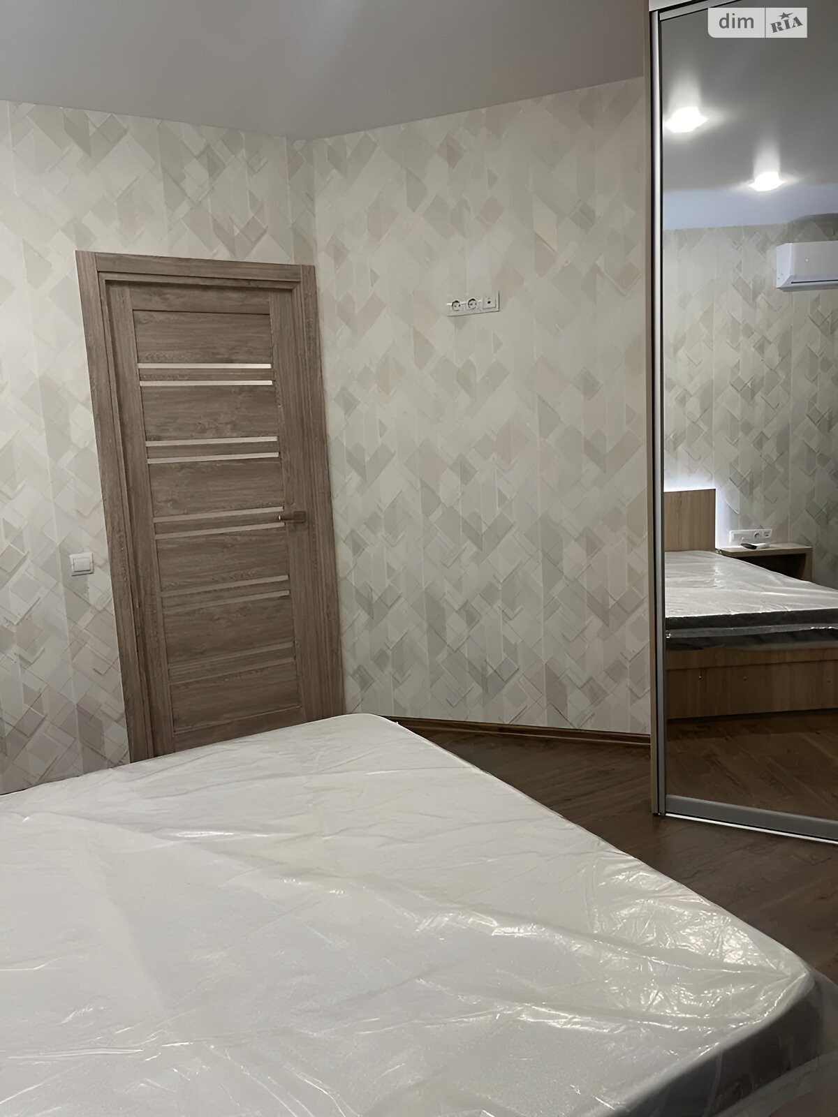 однокомнатная квартира в Львове, район Шевченковский, на ул. Трускавецкая в аренду на долгий срок помесячно фото 1 однокомнатная квартира в Львове, район Шевченковский, на ул. Трускавецкая в аренду на долгий срок помесячно фото 1