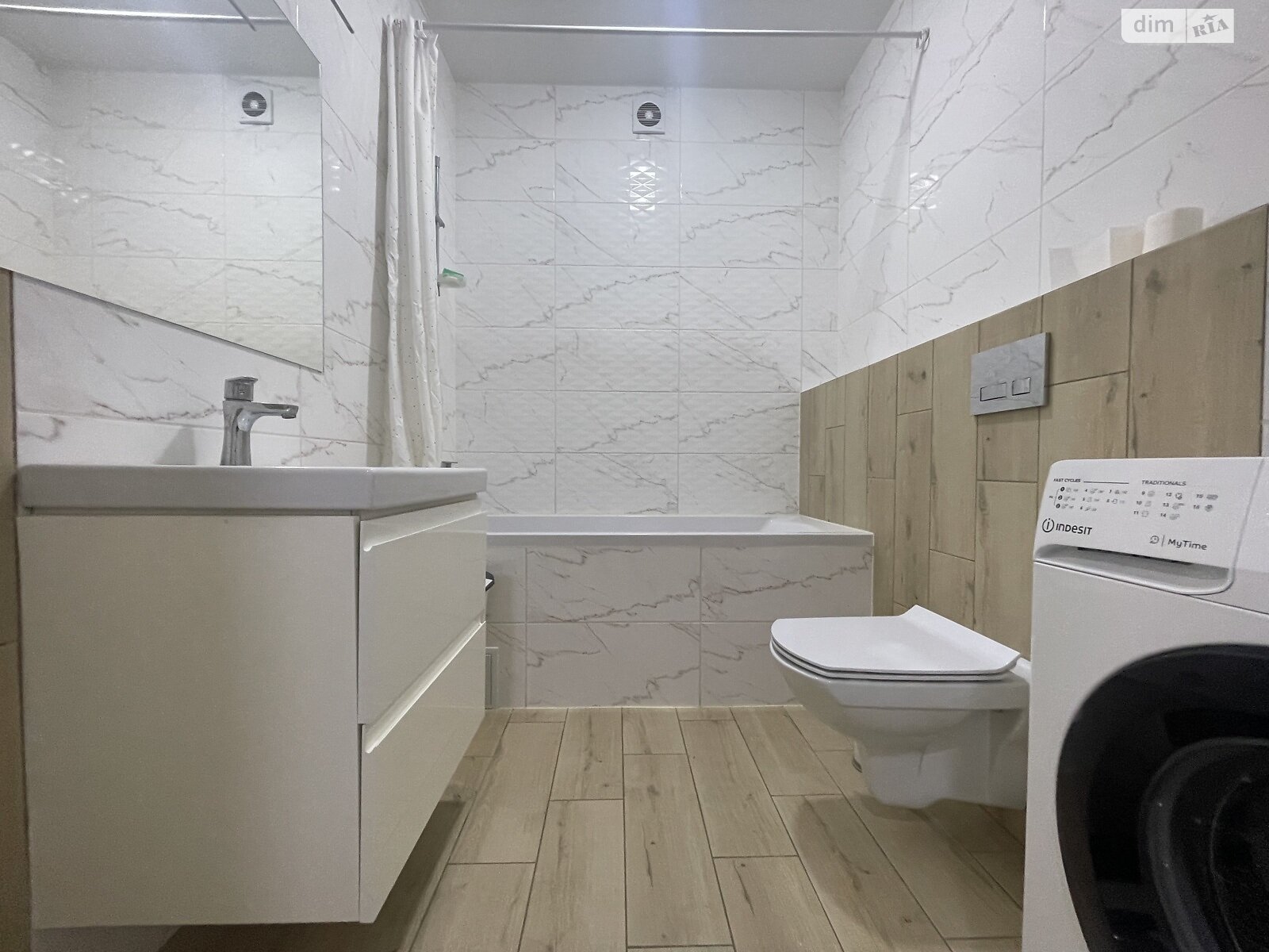 двухкомнатная квартира в Львове, район Шевченковский, на ул. Варшавская 201 в аренду на долгий срок помесячно фото 1 двухкомнатная квартира в Львове, район Шевченковский, на ул. Варшавская 201 в аренду на долгий срок помесячно фото 1