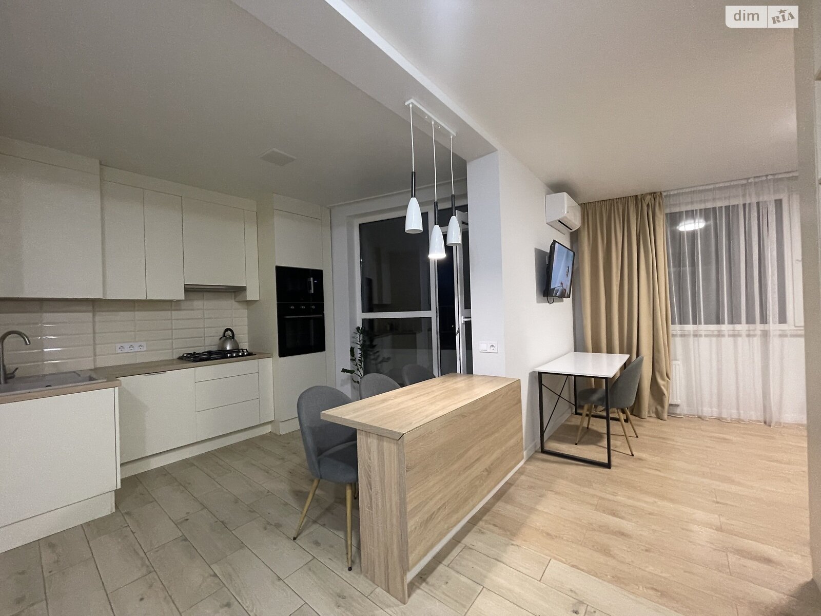 двухкомнатная квартира в Львове, район Шевченковский, на ул. Варшавская 201 в аренду на долгий срок помесячно фото 1 двухкомнатная квартира в Львове, район Шевченковский, на ул. Варшавская 201 в аренду на долгий срок помесячно фото 1