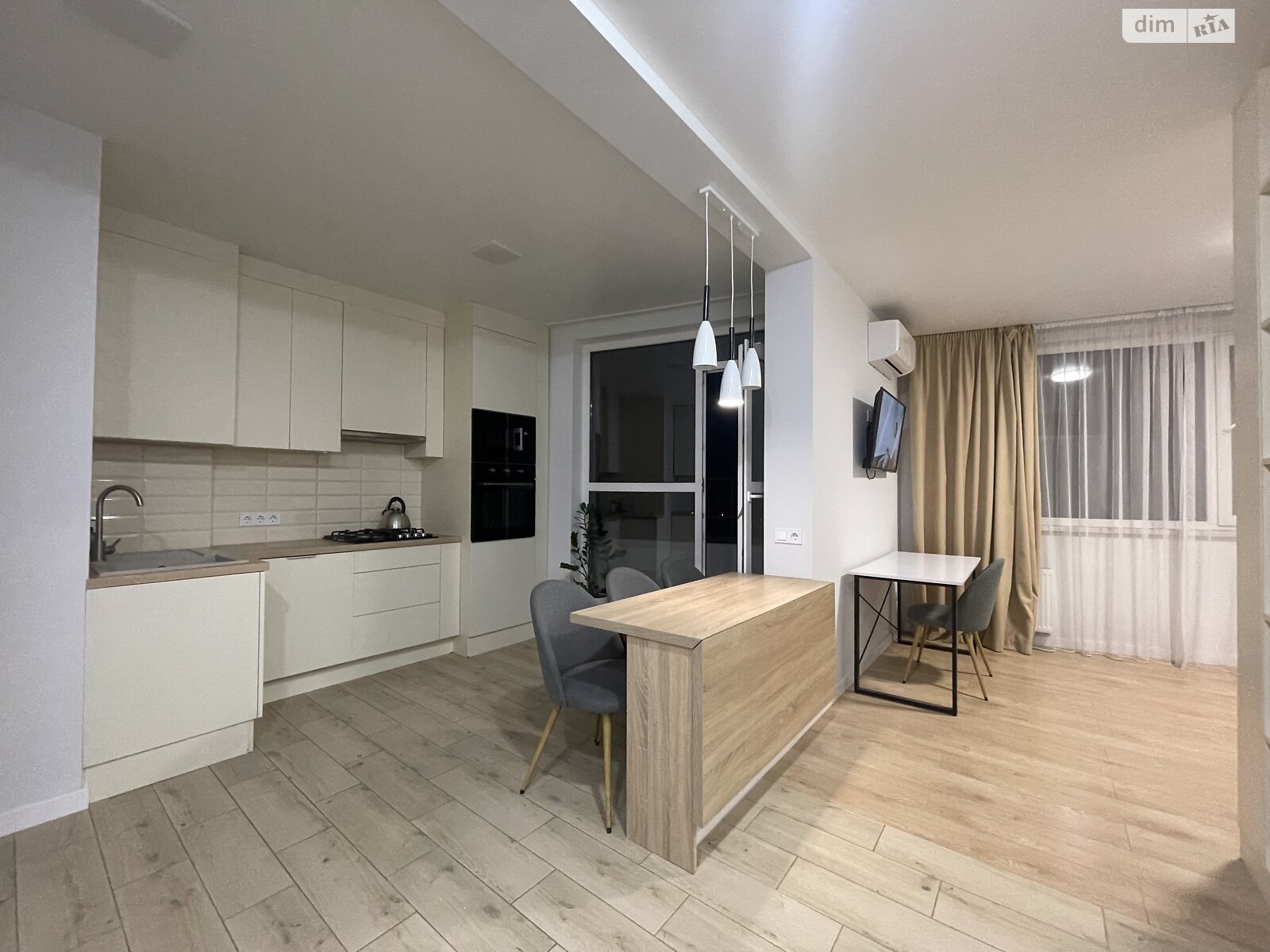 двухкомнатная квартира в Львове, район Шевченковский, на ул. Варшавская 201 в аренду на долгий срок помесячно фото 1 двухкомнатная квартира в Львове, район Шевченковский, на ул. Варшавская 201 в аренду на долгий срок помесячно фото 1