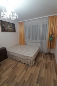 трехкомнатная квартира в Львове, район Сигновка, на ул. Евгения Патона в аренду на долгий срок помесячно фото 2