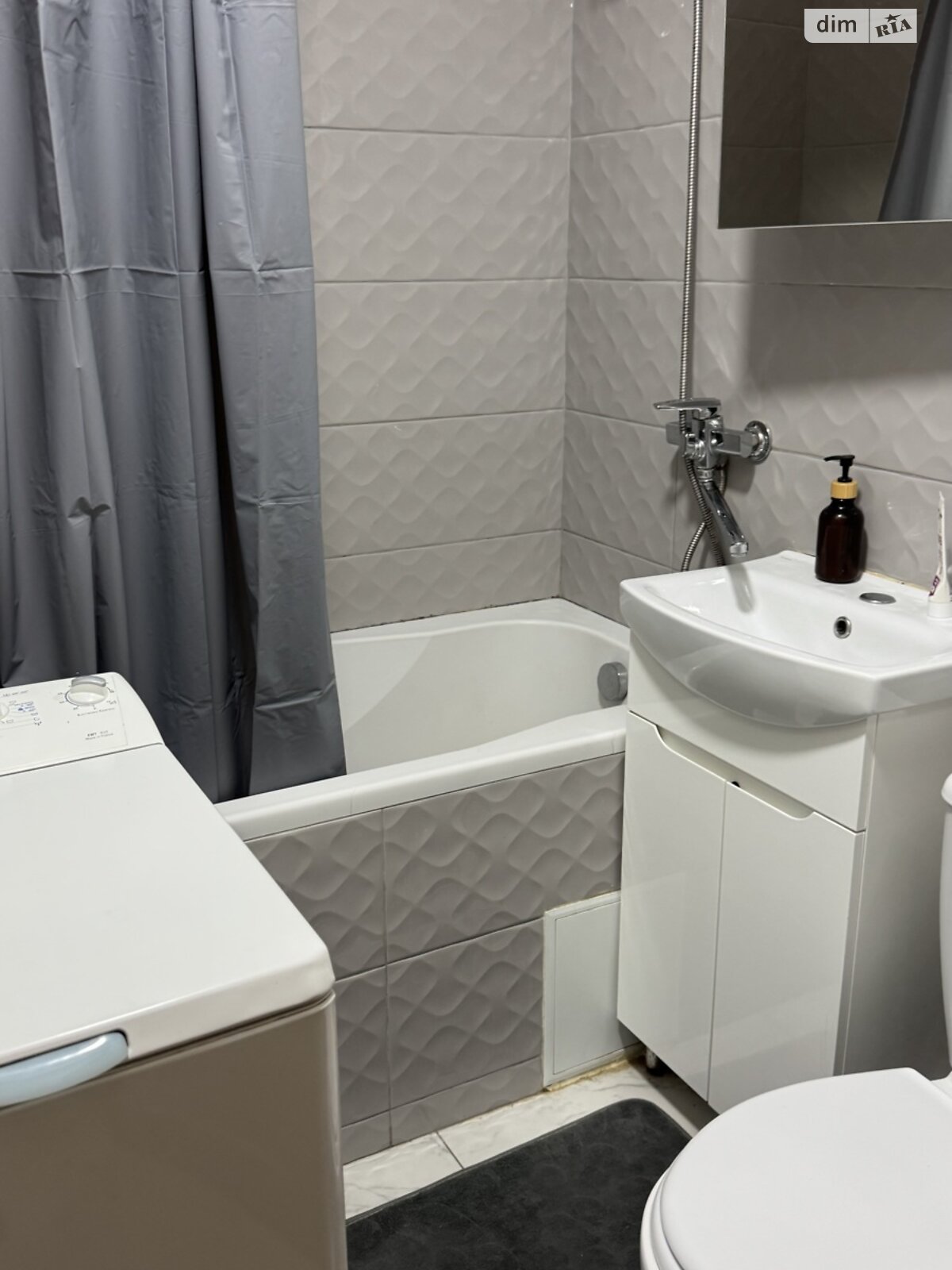 однокомнатная квартира с ремонтом в Львове, район Сигновка, на ул. Головатого Антона 4 в аренду на долгий срок помесячно фото 1