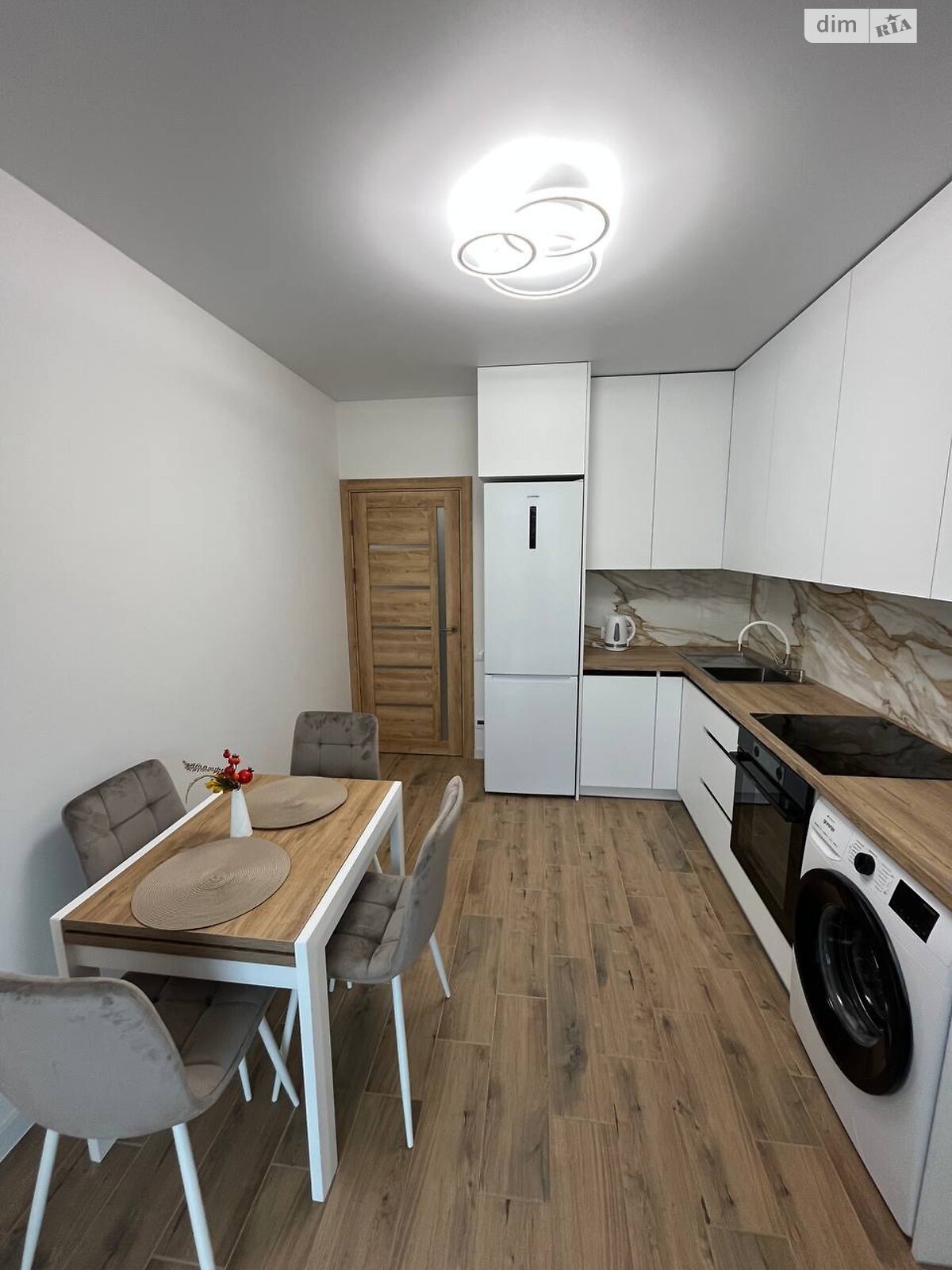 однокімнатна квартира в Львові, район Скнилівок, на вул. Щирецька 30 в довготривалу оренду помісячно фото 1 однокімнатна квартира в Львові, район Скнилівок, на вул. Щирецька 30 в довготривалу оренду помісячно фото 1