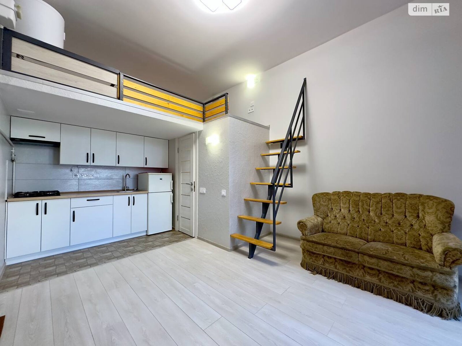 однокомнатная квартира в Львове, район Снопков, на ул. Архипенко Александра 8 в аренду на долгий срок помесячно фото 1 однокомнатная квартира в Львове, район Снопков, на ул. Архипенко Александра 8 в аренду на долгий срок помесячно фото 1