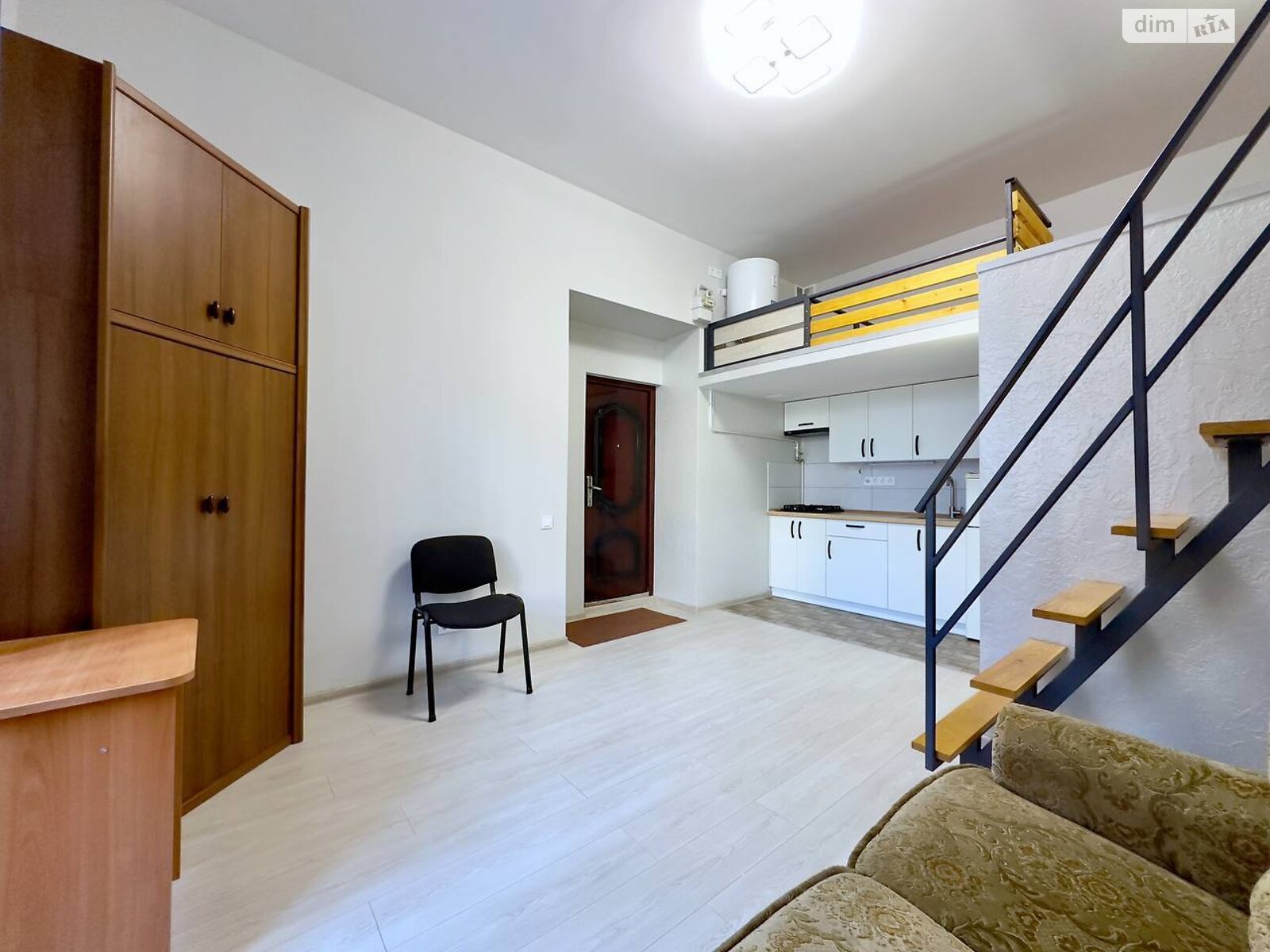 однокомнатная квартира в Львове, район Снопков, на ул. Архипенко Александра 8 в аренду на долгий срок помесячно фото 1 однокомнатная квартира в Львове, район Снопков, на ул. Архипенко Александра 8 в аренду на долгий срок помесячно фото 1