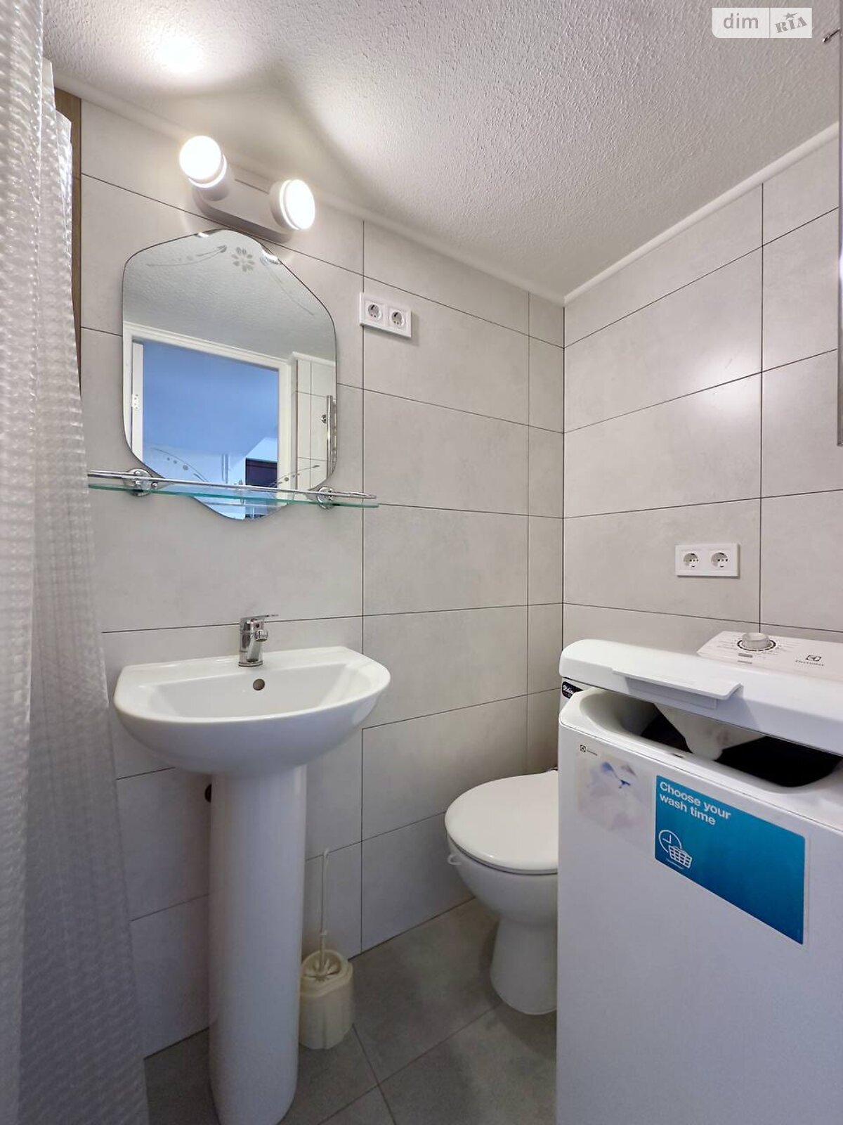 однокомнатная квартира в Львове, район Снопков, на ул. Архипенко Александра 8 в аренду на долгий срок помесячно фото 1 однокомнатная квартира в Львове, район Снопков, на ул. Архипенко Александра 8 в аренду на долгий срок помесячно фото 1