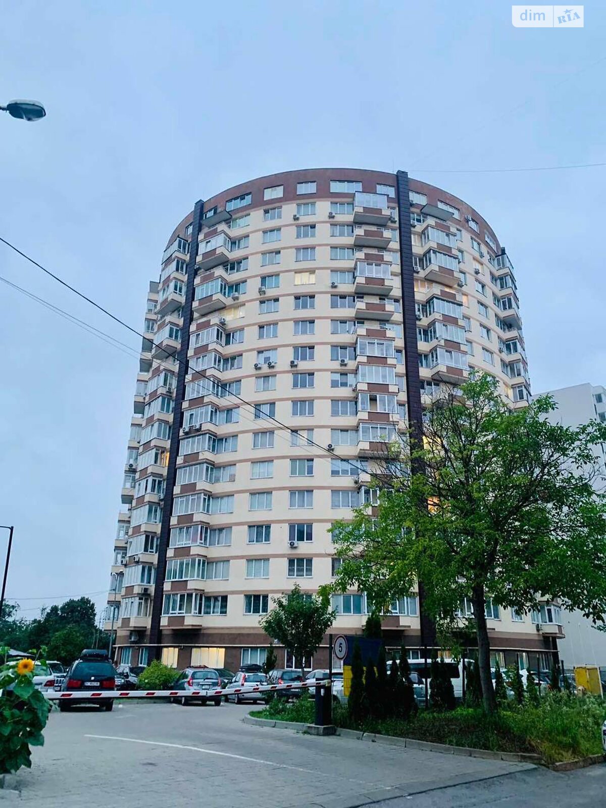 однокомнатная квартира в Львове, район Сыхов, на ул. Бережанская 54 в аренду на долгий срок помесячно фото 1 однокомнатная квартира в Львове, район Сыхов, на ул. Бережанская 54 в аренду на долгий срок помесячно фото 1