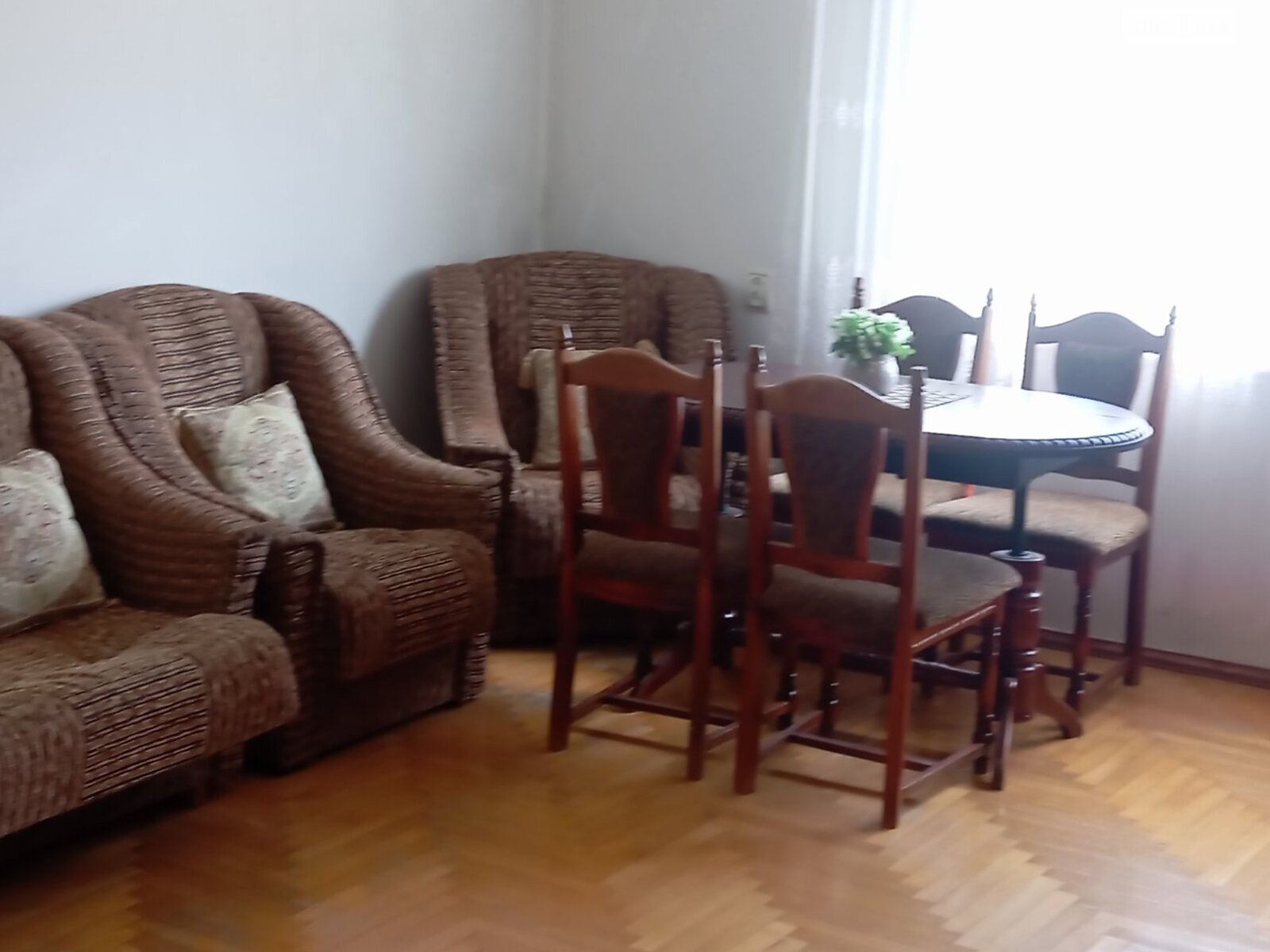 трехкомнатная квартира в Львове, район Сыхов, на ул. Довженко Александра в аренду на долгий срок помесячно фото 1 трехкомнатная квартира в Львове, район Сыхов, на ул. Довженко Александра в аренду на долгий срок помесячно фото 1