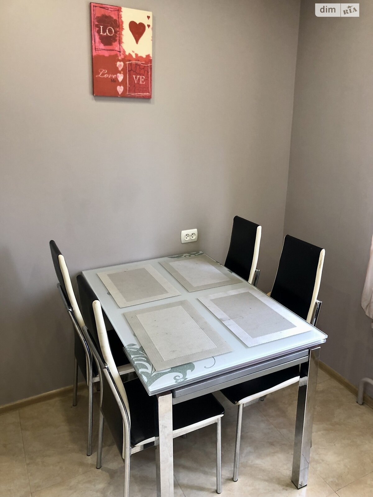 двокімнатна квартира в Львові, район Сихів, на вул. Довженка Олександра в довготривалу оренду помісячно фото 1