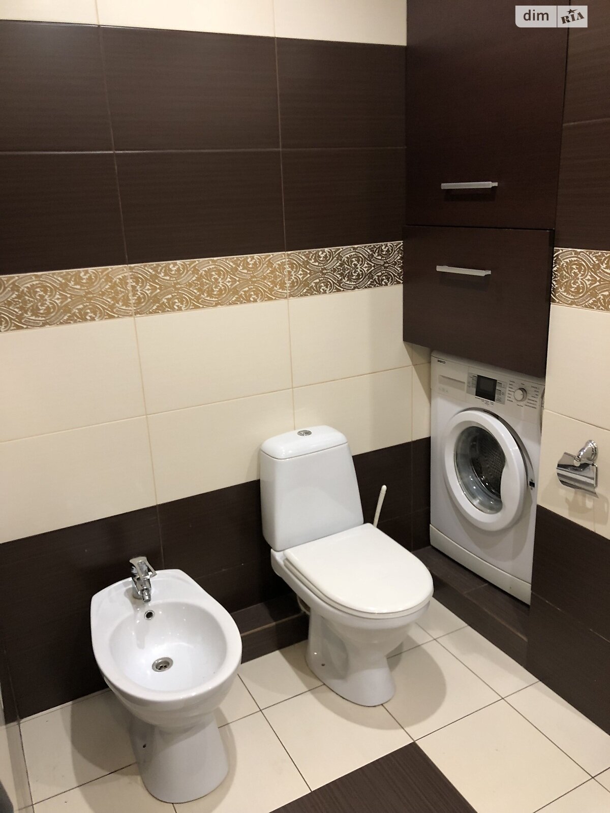 двокімнатна квартира в Львові, район Сихів, на вул. Довженка Олександра в довготривалу оренду помісячно фото 1