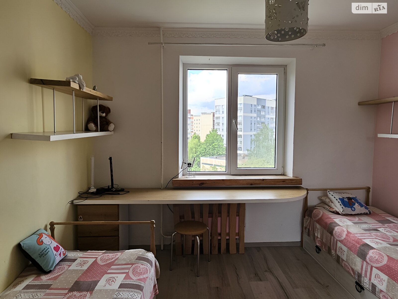 трехкомнатная квартира в Львове, район Сыховский, на ул. Коломийская в аренду на долгий срок помесячно фото 1 трехкомнатная квартира в Львове, район Сыховский, на ул. Коломийская в аренду на долгий срок помесячно фото 1