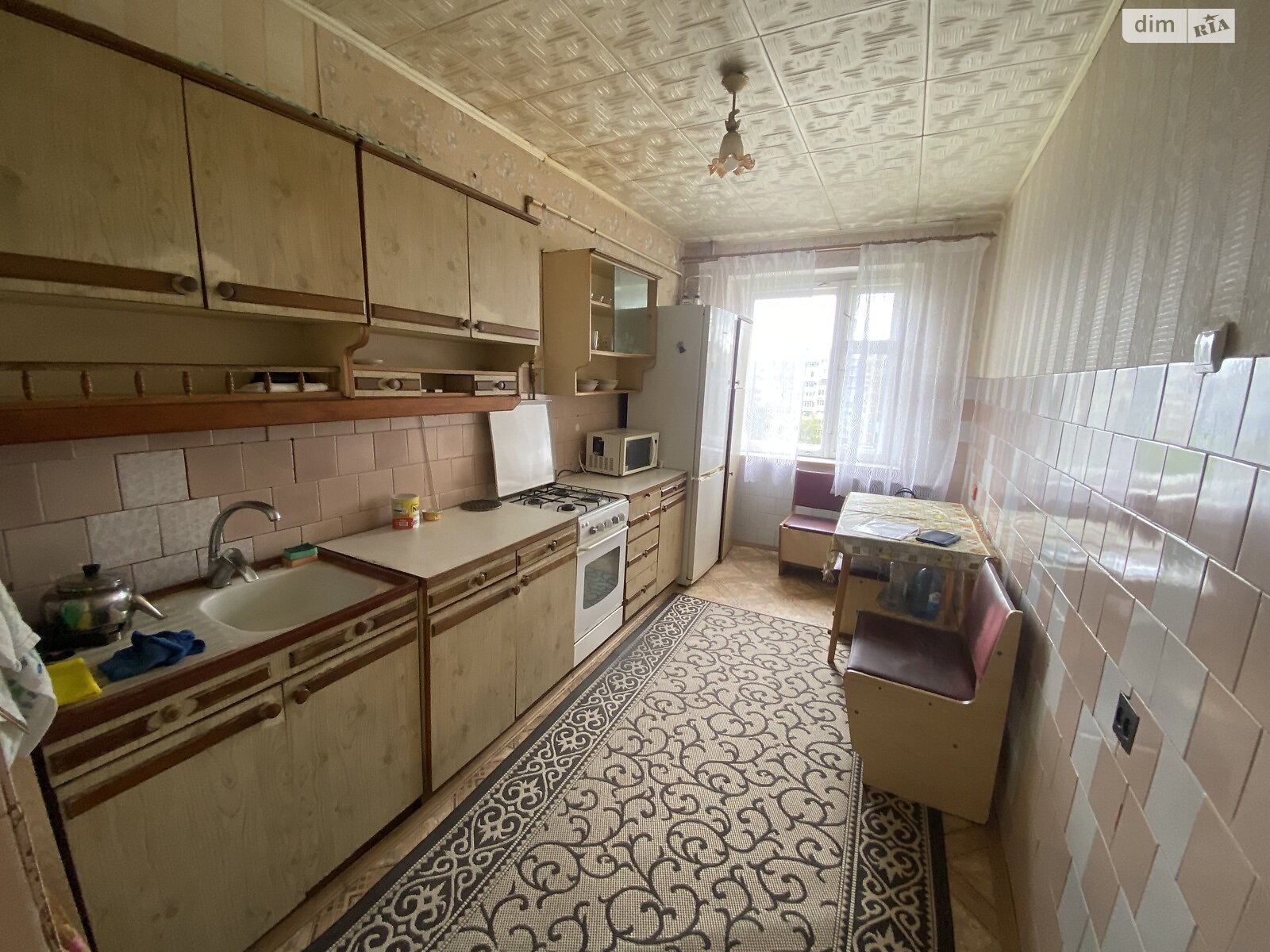 трехкомнатная квартира в Львове, район Сыхов, на просп. Красной Калины в аренду на долгий срок помесячно фото 1 трехкомнатная квартира в Львове, район Сыхов, на просп. Красной Калины в аренду на долгий срок помесячно фото 1
