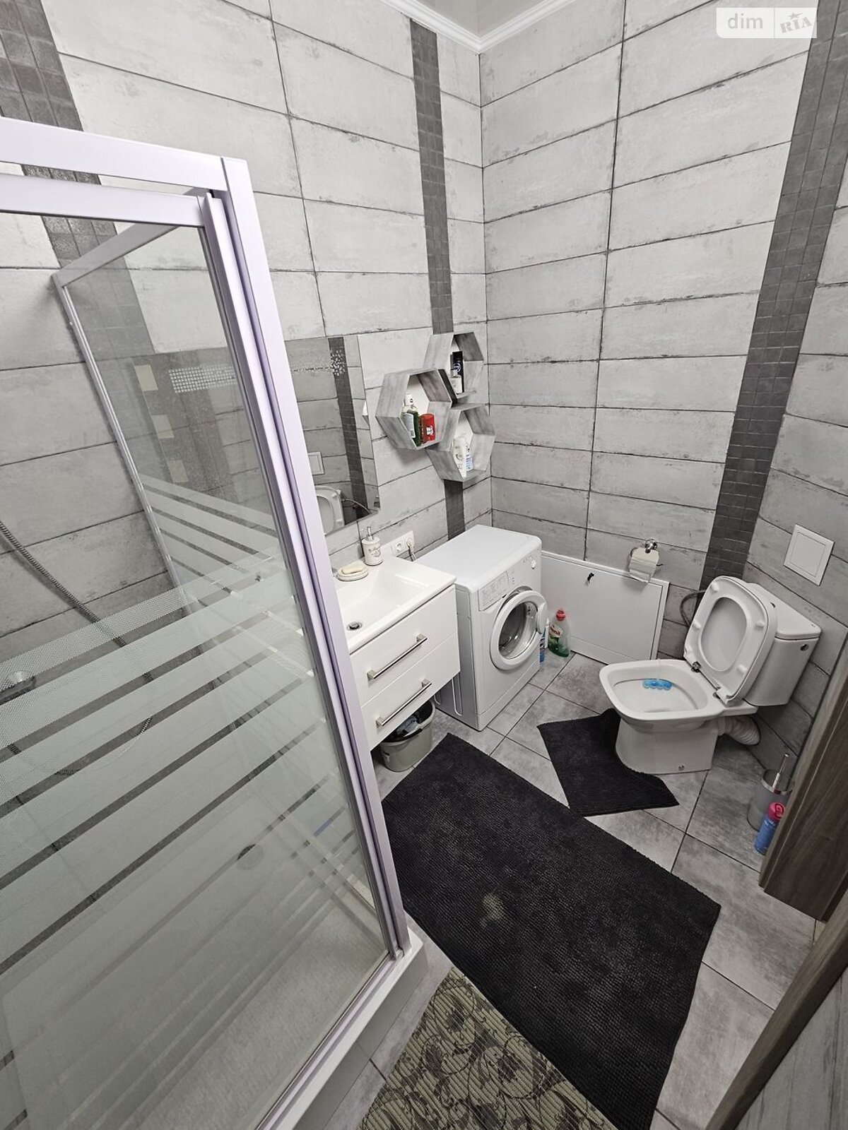 однокімнатна квартира в Львові, район Сихів, на вул. Зелена 269М в довготривалу оренду помісячно фото 1