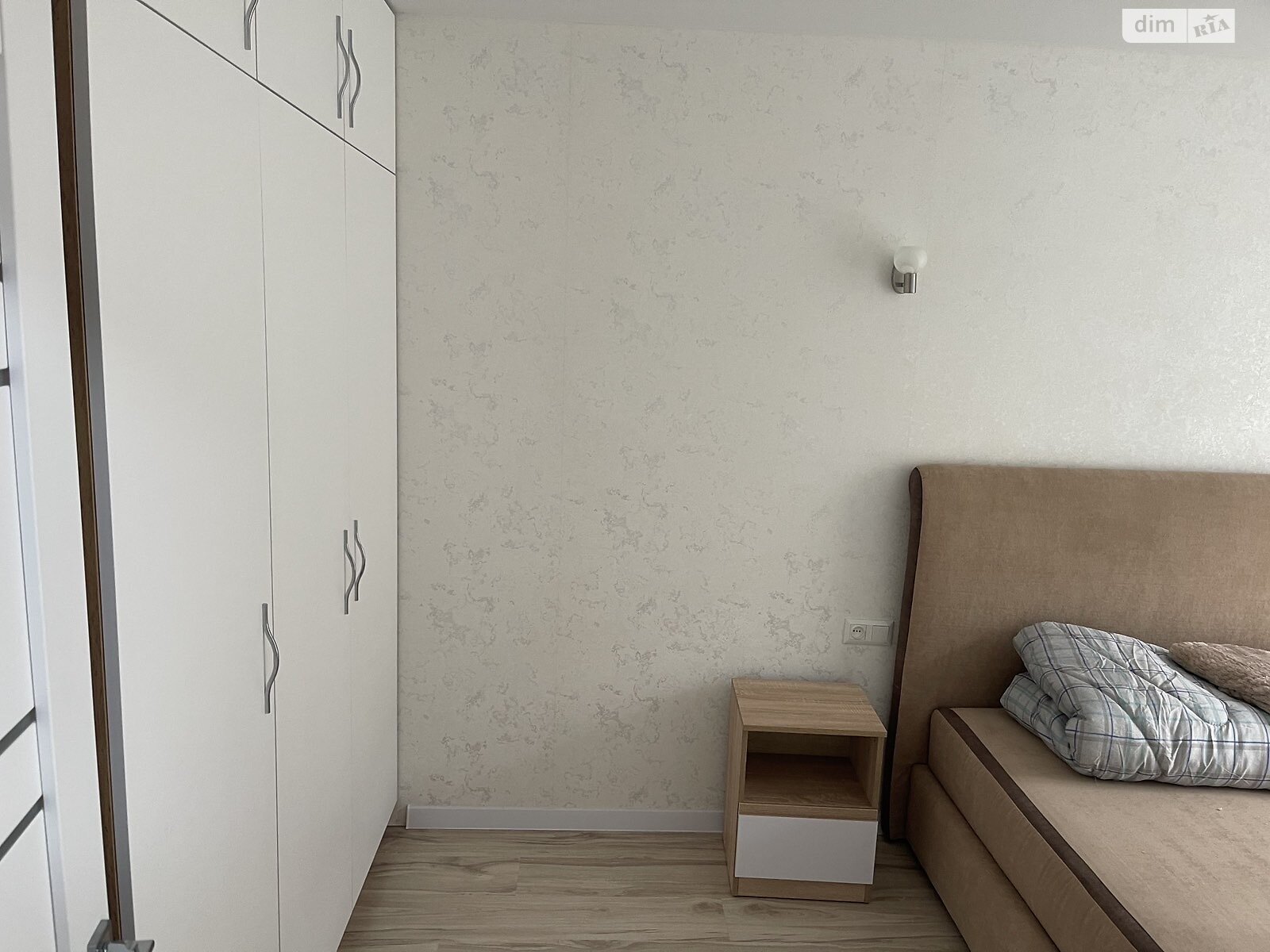 однокімнатна квартира в Львові, район Сихів, на вул. Зелена в довготривалу оренду помісячно фото 1