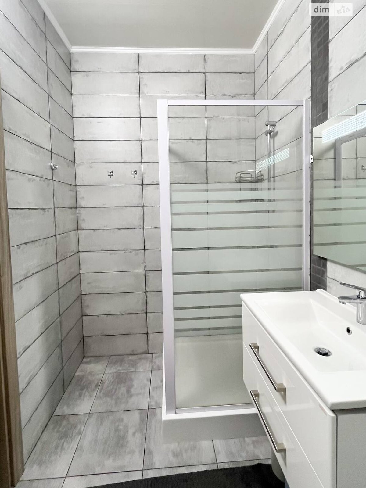 однокімнатна квартира в Львові, район Сихів, на вул. Зелена 269М в довготривалу оренду помісячно фото 1