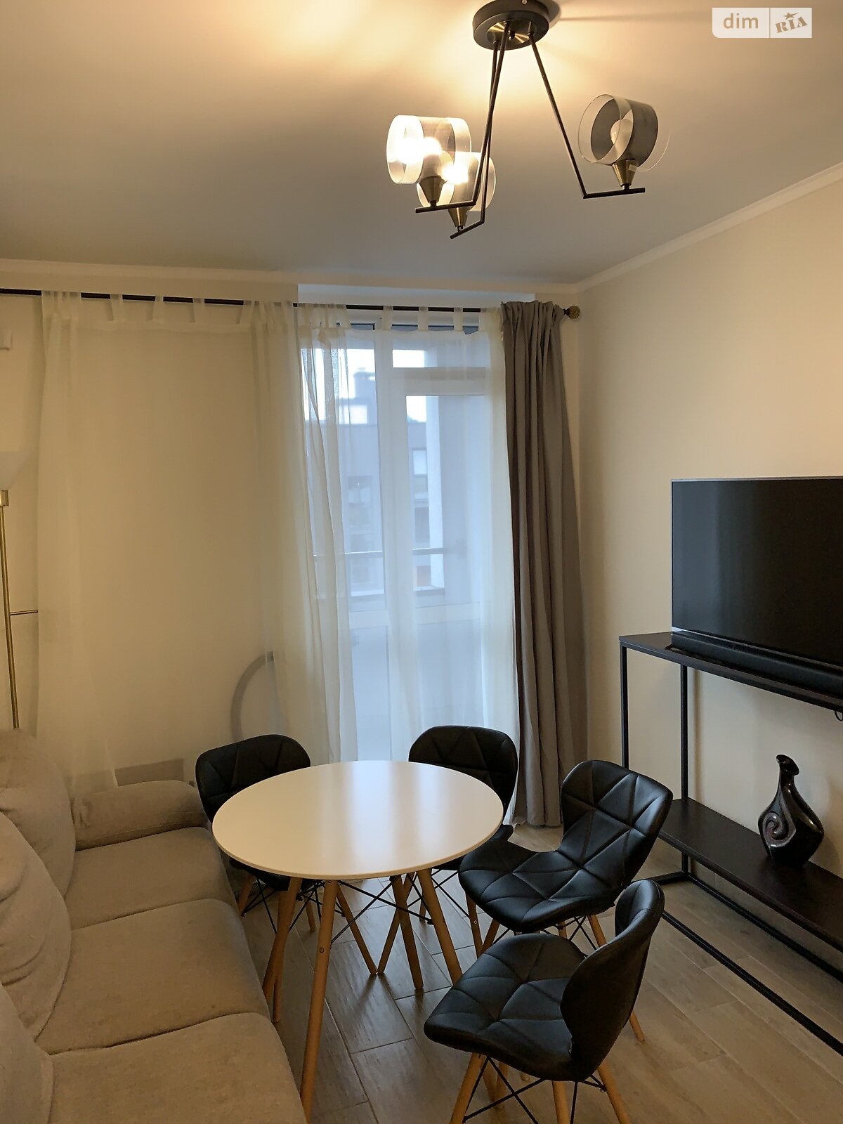 однокімнатна квартира в Львові, район Сихів, на вул. Зелена в довготривалу оренду помісячно фото 1 однокімнатна квартира в Львові, район Сихів, на вул. Зелена в довготривалу оренду помісячно фото 1