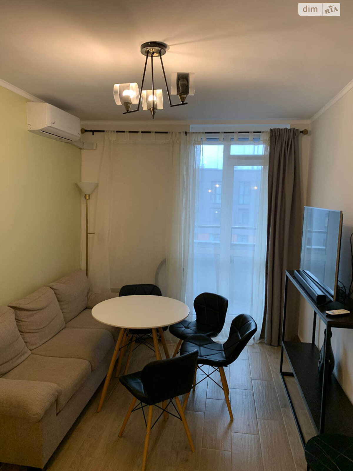 однокімнатна квартира в Львові, район Сихів, на вул. Зелена в довготривалу оренду помісячно фото 1 однокімнатна квартира в Львові, район Сихів, на вул. Зелена в довготривалу оренду помісячно фото 1