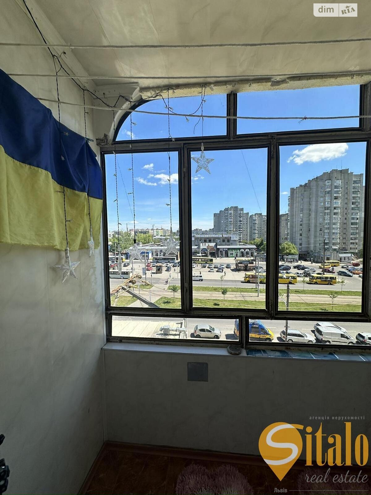 трехкомнатная квартира в Львове, район Сыховский, на ул. Михаила Драгана 3 в аренду на долгий срок помесячно фото 1