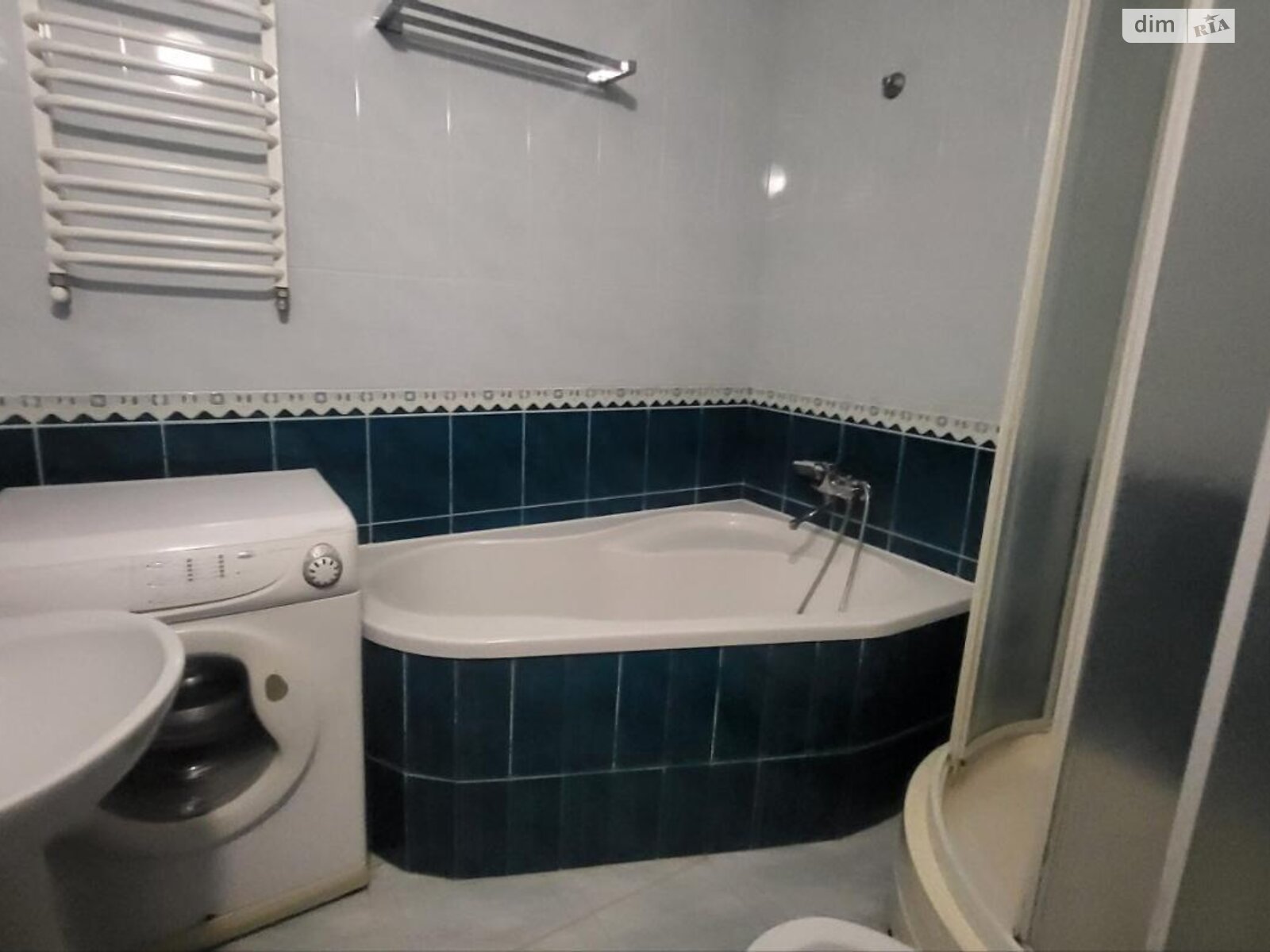 трехкомнатная квартира в Львове, район Санта Барбара, на ул. Михаила Драгана 15А в аренду на долгий срок помесячно фото 1 трехкомнатная квартира в Львове, район Санта Барбара, на ул. Михаила Драгана 15А в аренду на долгий срок помесячно фото 1