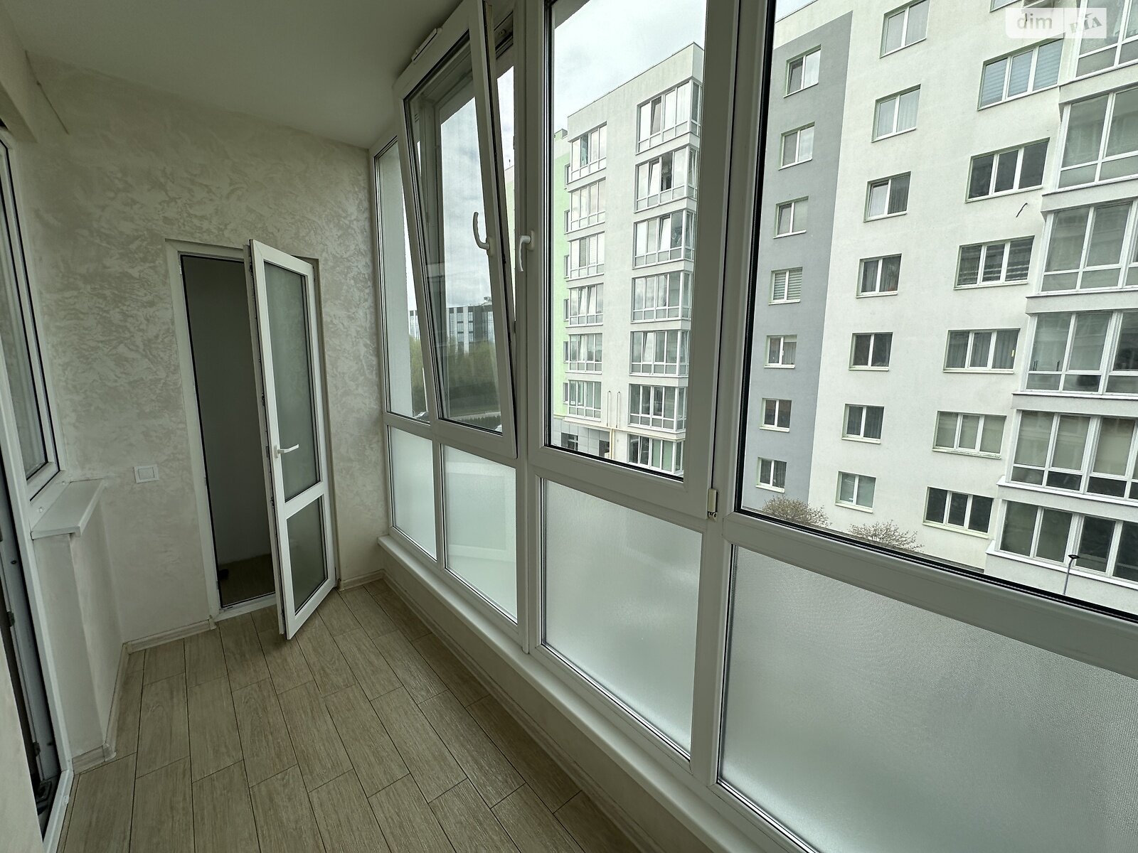 двухкомнатная квартира в Львове, район Сыховский, на ул. Миклеша Карла 7 в аренду на долгий срок помесячно фото 1