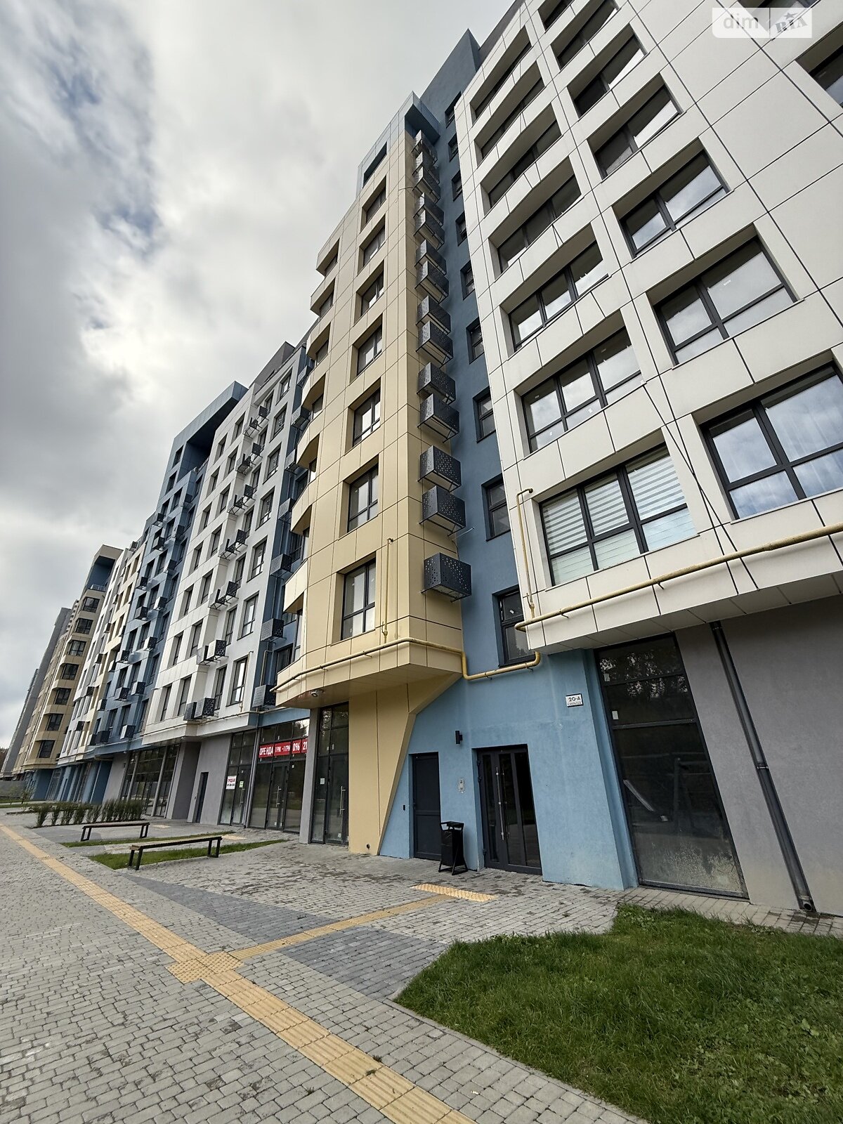 однокомнатная квартира в Львове, район Сыховский, на ул. Миклеша Карла в аренду на долгий срок помесячно фото 1 однокомнатная квартира в Львове, район Сыховский, на ул. Миклеша Карла в аренду на долгий срок помесячно фото 1