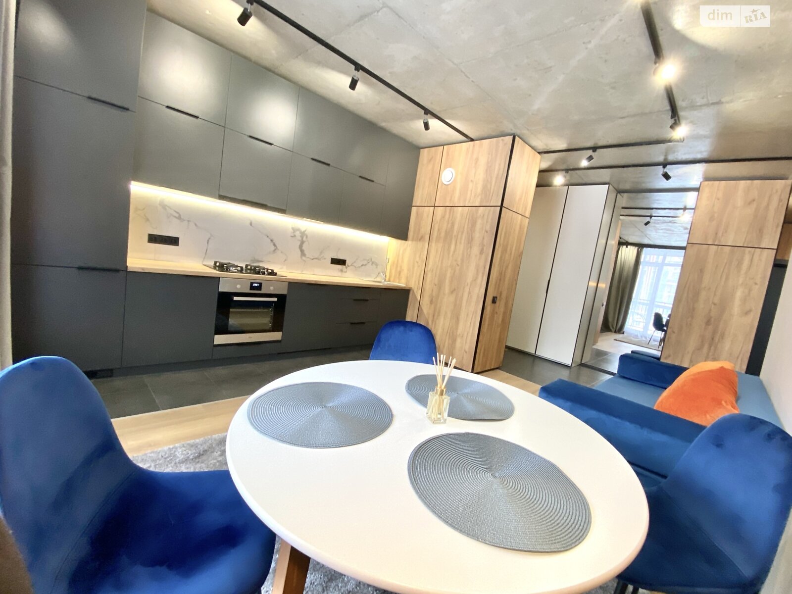 двухкомнатная квартира в Львове, район Центр, на просп. Черновола Вячеслава в аренду на долгий срок помесячно фото 1