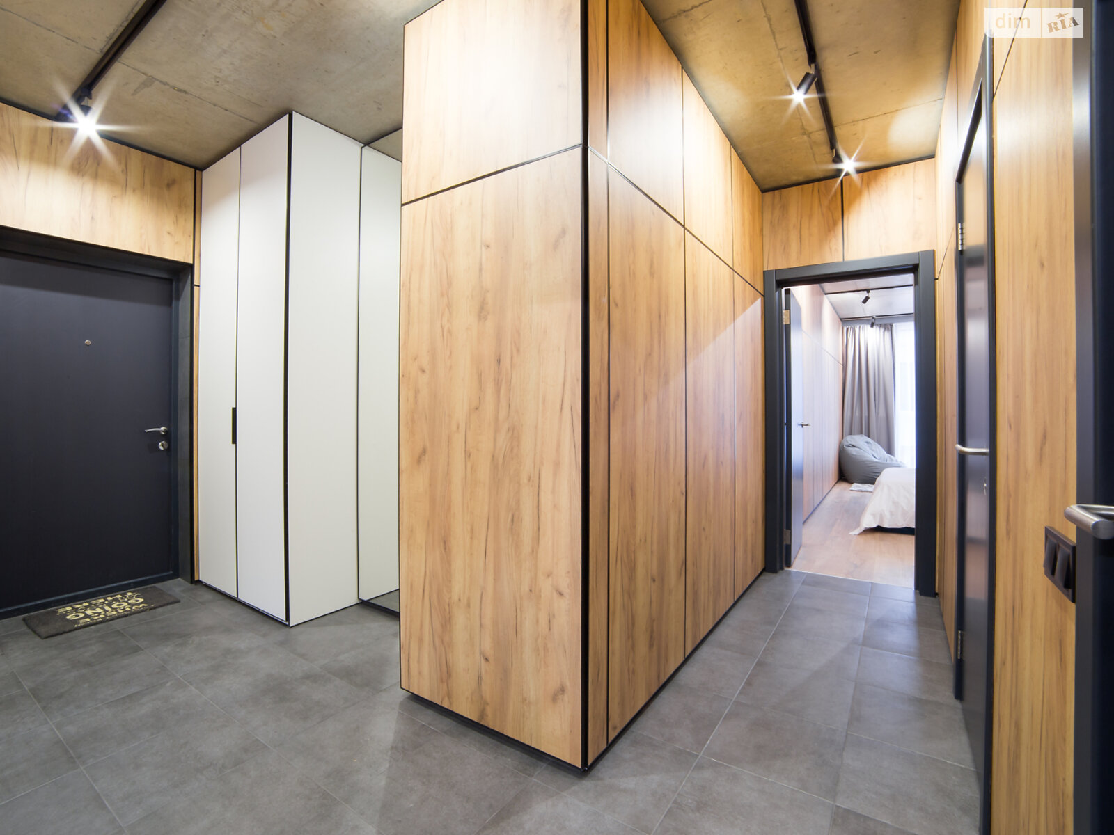 двухкомнатная квартира в Львове, район Центр, на просп. Черновола Вячеслава в аренду на долгий срок помесячно фото 1