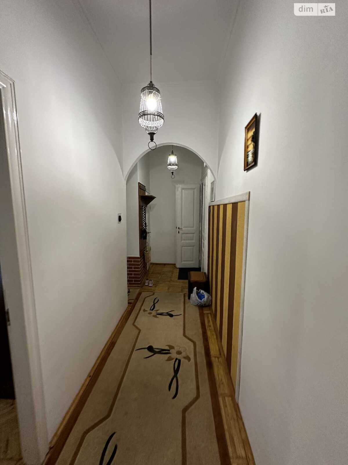 двокімнатна квартира в Львові, район Центр, на вул. Дорошенка Петра 66, кв. 11 в довготривалу оренду помісячно фото 1 двокімнатна квартира в Львові, район Центр, на вул. Дорошенка Петра 66, кв. 11 в довготривалу оренду помісячно фото 1