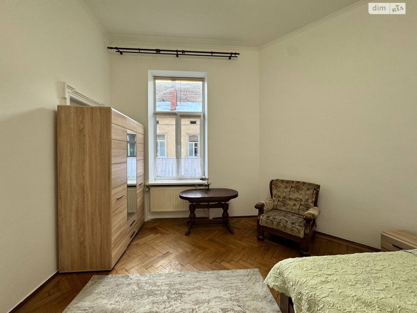 двухкомнатная квартира в Львове, район Центр, на ул. Дорошенко Петра 42 в аренду на долгий срок помесячно фото 1