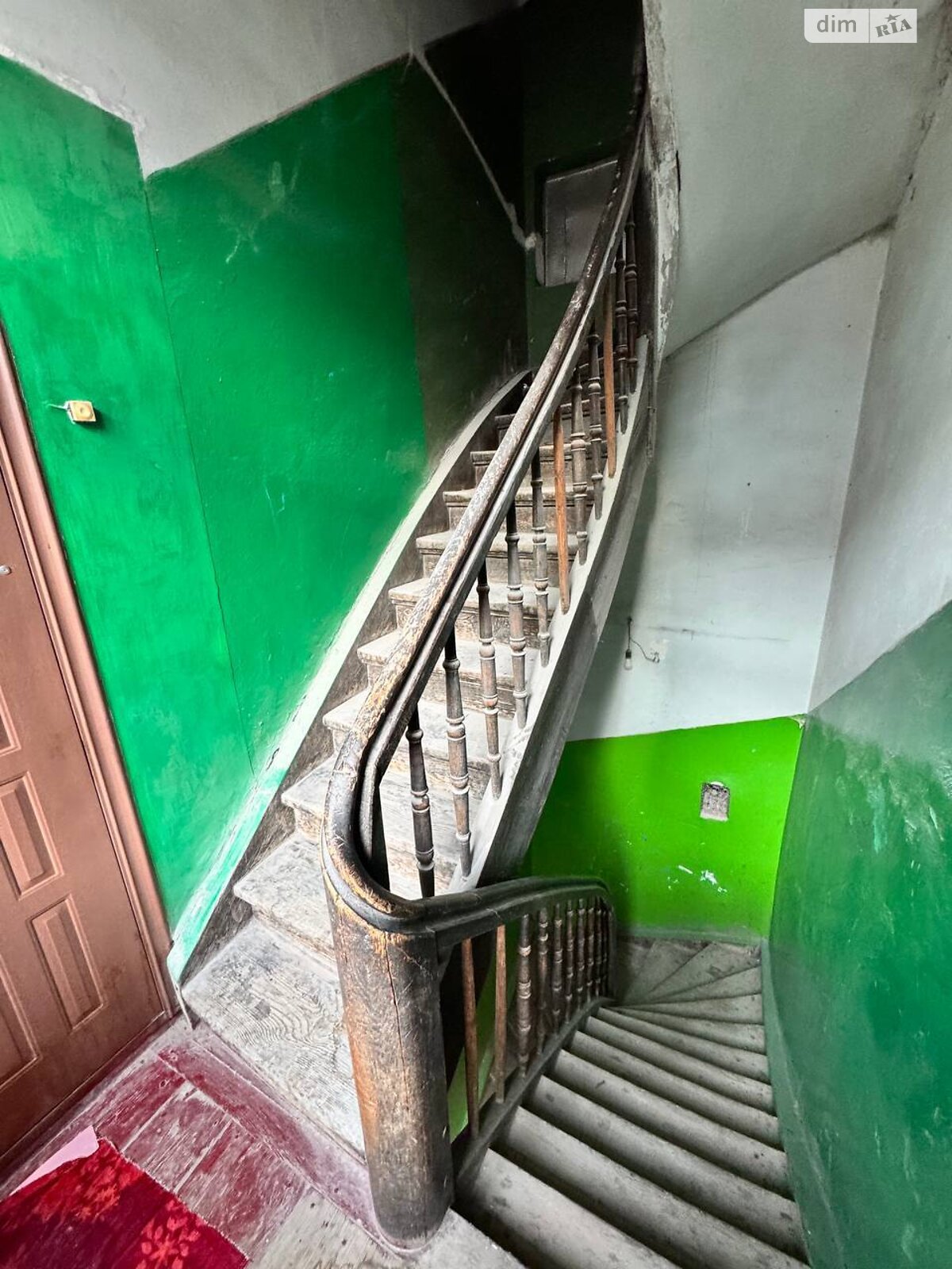 двухкомнатная квартира в Львове, район Центр, на ул. Дорошенко Петра 42 в аренду на долгий срок помесячно фото 1