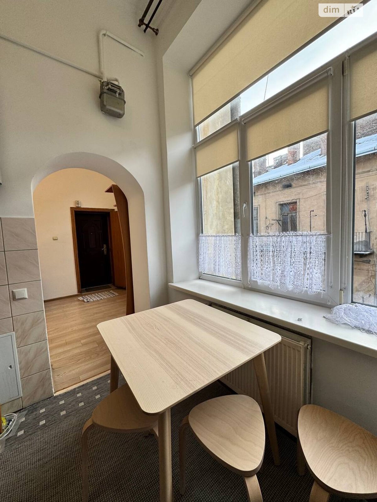 двухкомнатная квартира в Львове, район Центр, на ул. Дорошенко Петра 42 в аренду на долгий срок помесячно фото 1