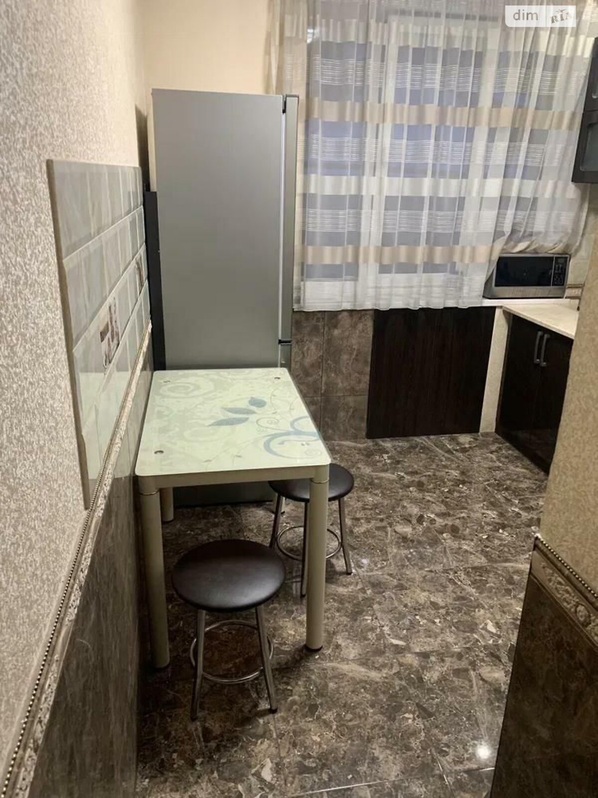 двокімнатна квартира в Львові, район Центр, на вул. Довбуша Олекси 1 в довготривалу оренду помісячно фото 1 двокімнатна квартира в Львові, район Центр, на вул. Довбуша Олекси 1 в довготривалу оренду помісячно фото 1