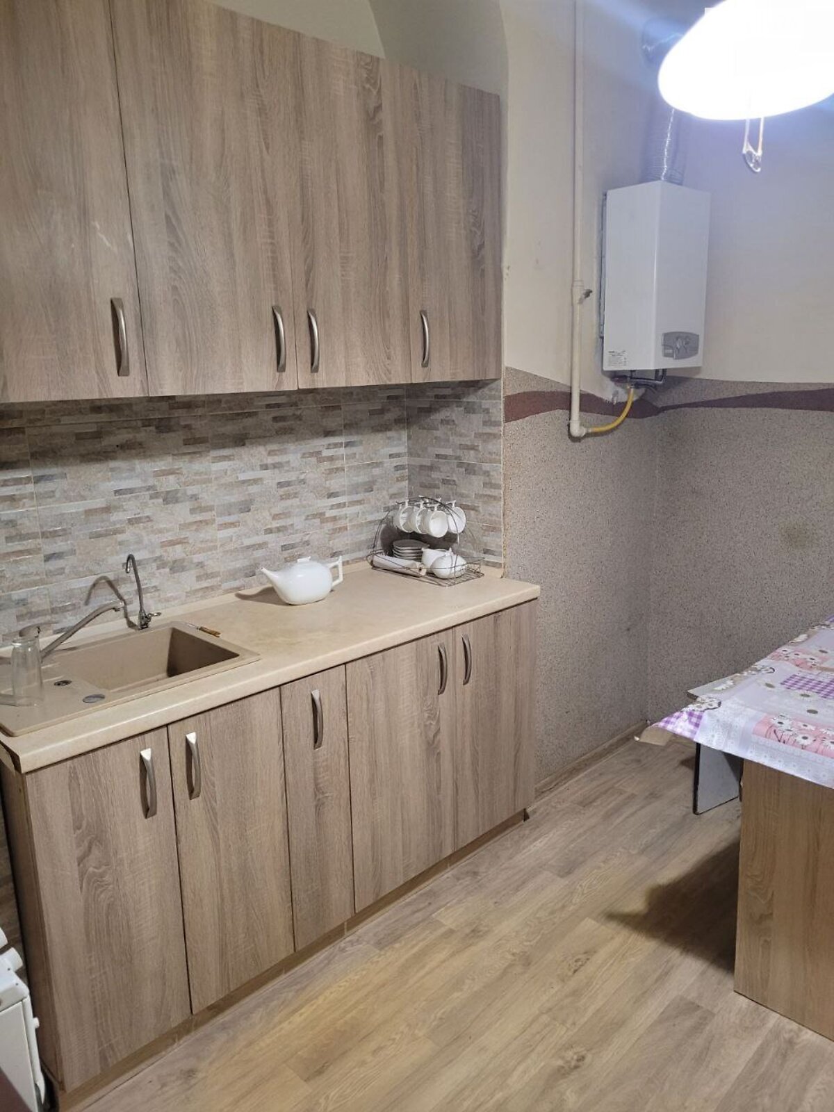двухкомнатная квартира в Львове, район Центр, на пл. Франко Ивана в аренду на долгий срок помесячно фото 1 двухкомнатная квартира в Львове, район Центр, на пл. Франко Ивана в аренду на долгий срок помесячно фото 1