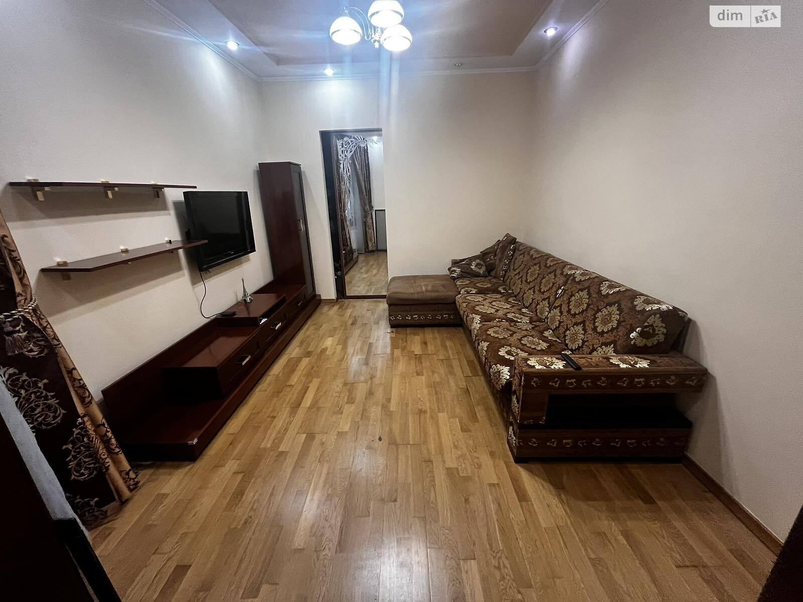 двухкомнатная квартира в Львове, район Центр, на ул. Франко Ивана 68, кв. 11 в аренду на долгий срок помесячно фото 1 двухкомнатная квартира в Львове, район Центр, на ул. Франко Ивана 68, кв. 11 в аренду на долгий срок помесячно фото 1