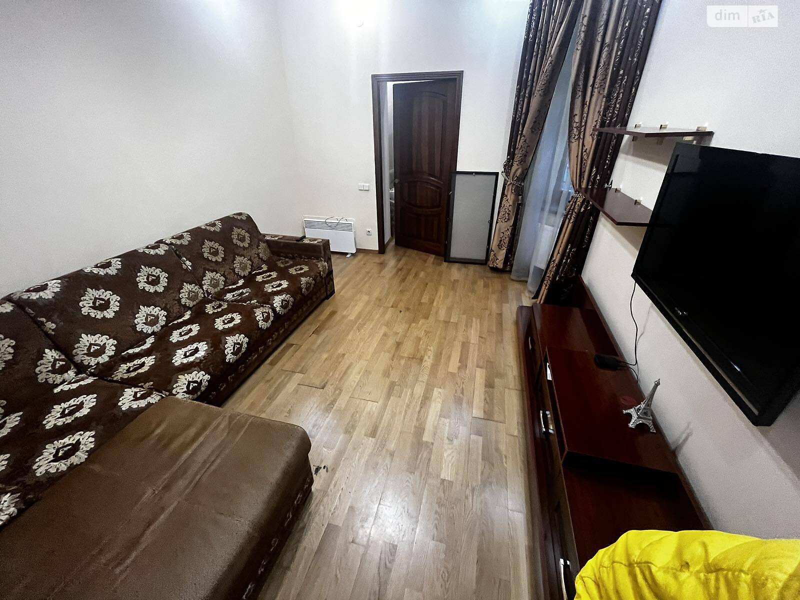 двухкомнатная квартира в Львове, район Центр, на ул. Франко Ивана 68, кв. 11 в аренду на долгий срок помесячно фото 1 двухкомнатная квартира в Львове, район Центр, на ул. Франко Ивана 68, кв. 11 в аренду на долгий срок помесячно фото 1