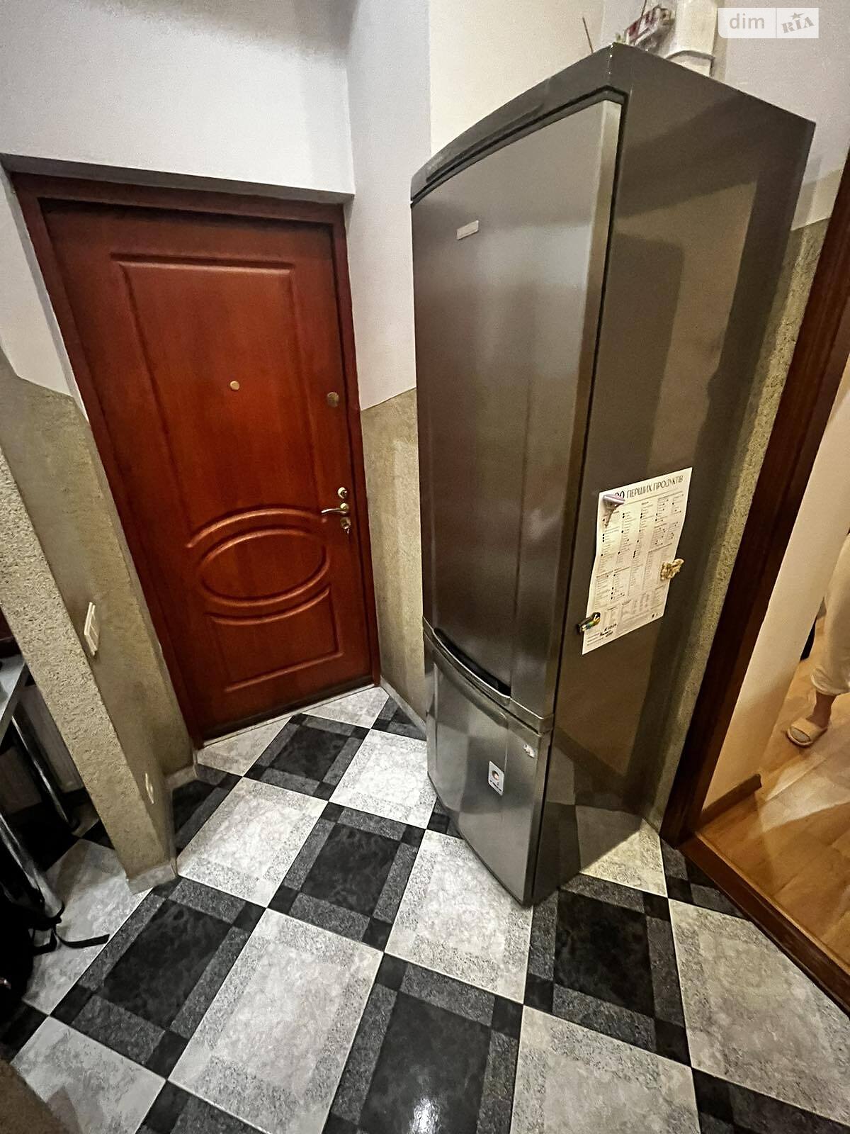 двухкомнатная квартира в Львове, район Центр, на ул. Франко Ивана 68, кв. 11 в аренду на долгий срок помесячно фото 1 двухкомнатная квартира в Львове, район Центр, на ул. Франко Ивана 68, кв. 11 в аренду на долгий срок помесячно фото 1