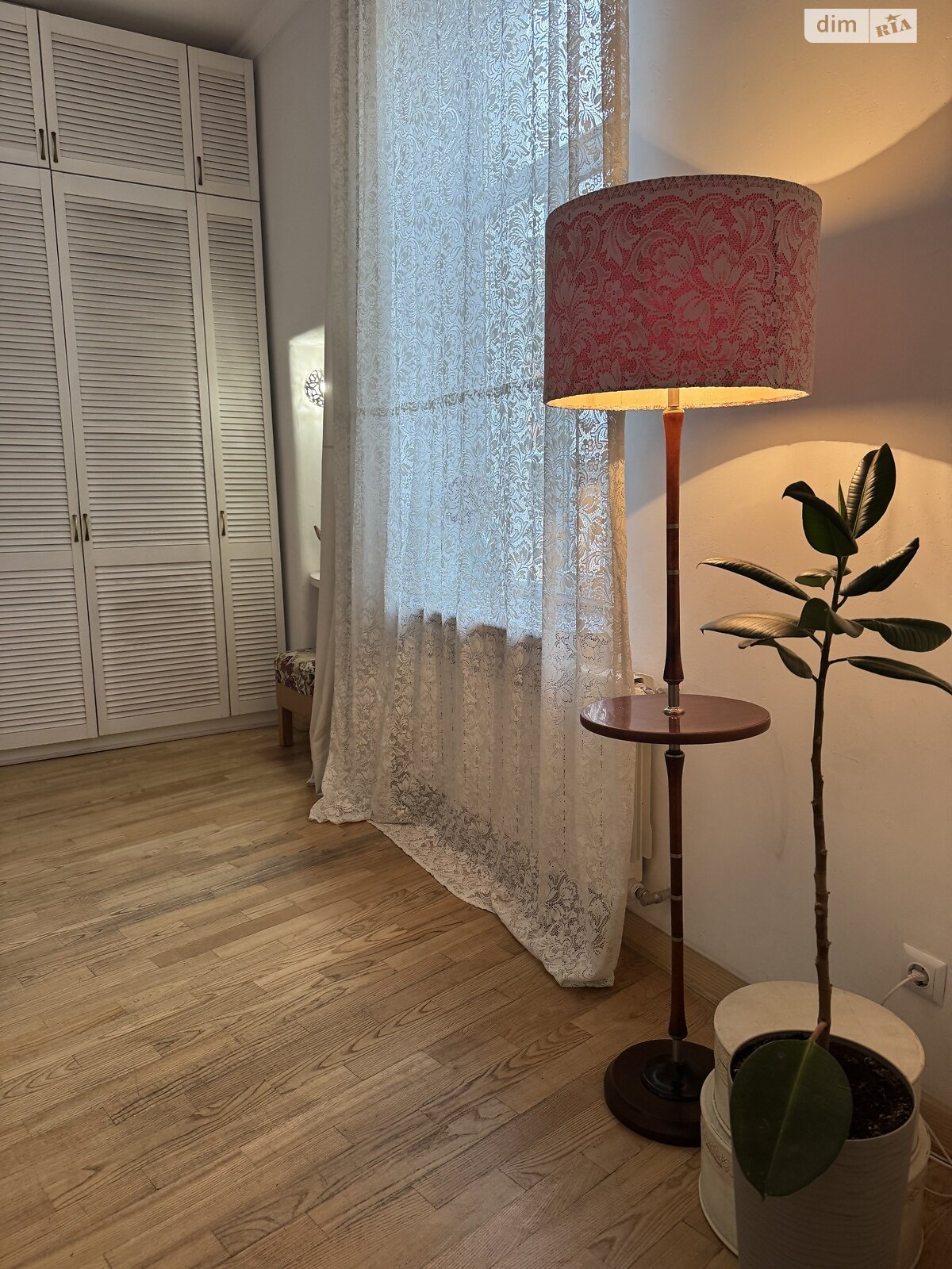 двухкомнатная квартира в Львове, район Центр, на пл. Генерала Петра Григоренко 4 в аренду на долгий срок помесячно фото 1