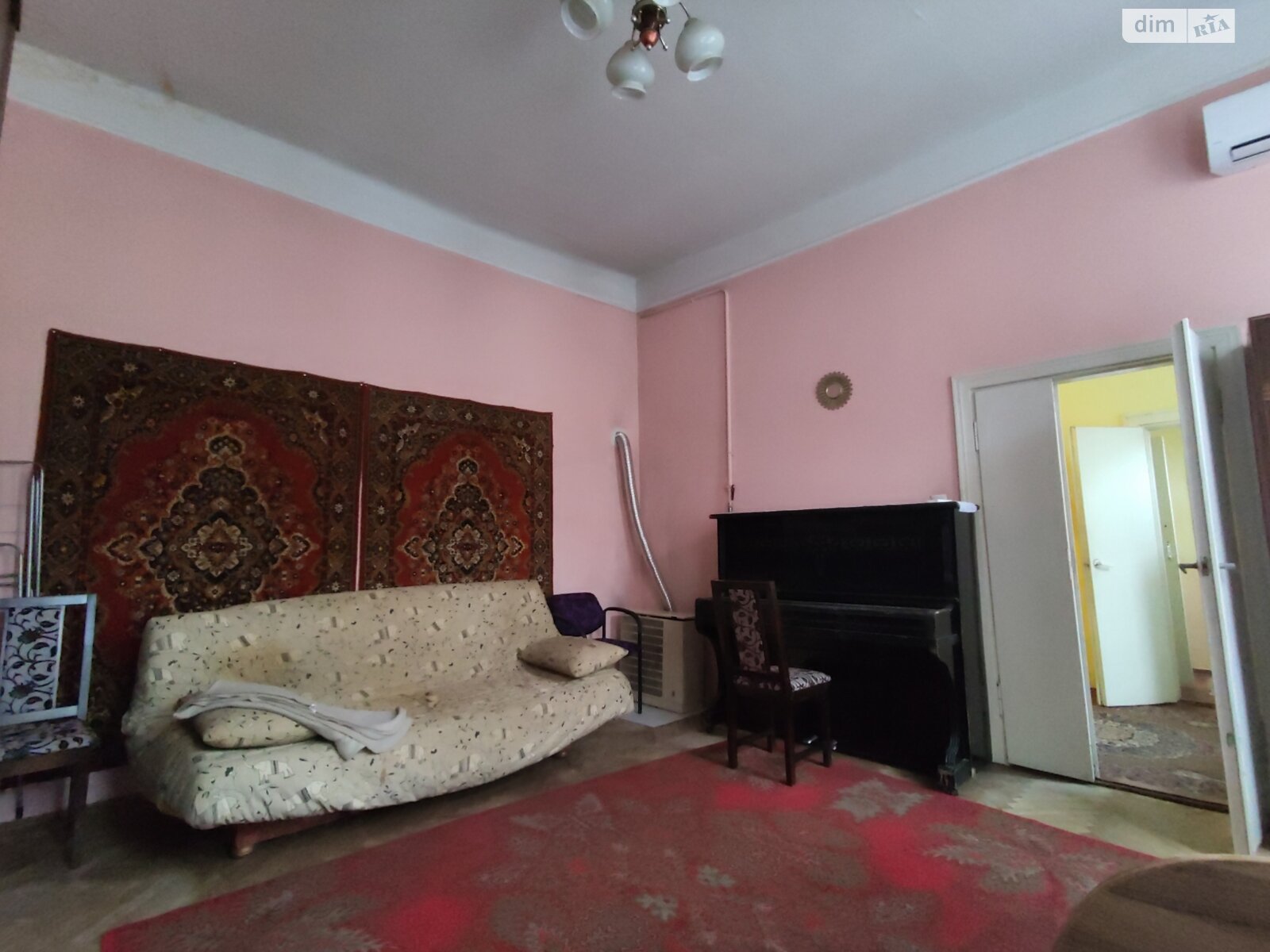 однокомнатная квартира в Львове, район Центр, на ул. Глебовая в аренду на долгий срок помесячно фото 1 однокомнатная квартира в Львове, район Центр, на ул. Глебовая в аренду на долгий срок помесячно фото 1