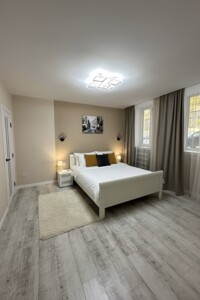 однокімнатна квартира в Львові, район Центр, на вул. Княжа 2 в довготривалу оренду помісячно фото 2 однокімнатна квартира в Львові, район Центр, на вул. Княжа 2 в довготривалу оренду помісячно фото 2