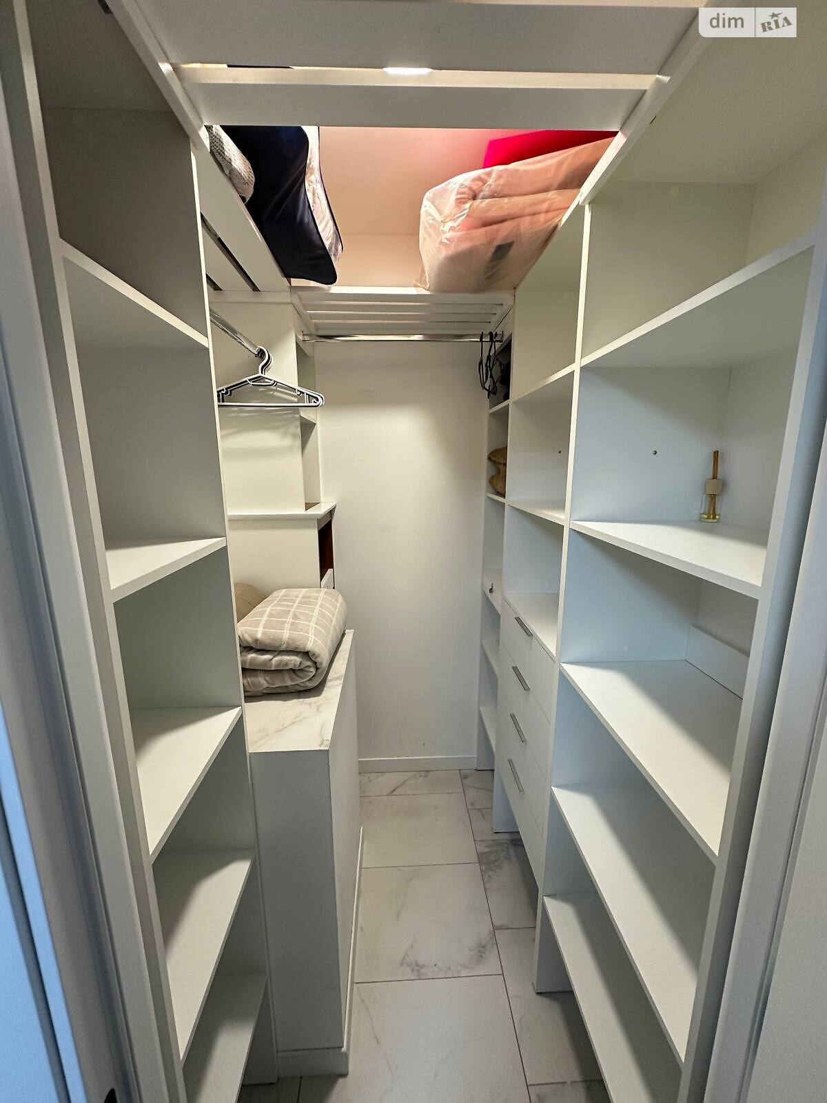 однокімнатна квартира в Львові, район Центр, на вул. Княжа 2 в довготривалу оренду помісячно фото 1 однокімнатна квартира в Львові, район Центр, на вул. Княжа 2 в довготривалу оренду помісячно фото 1