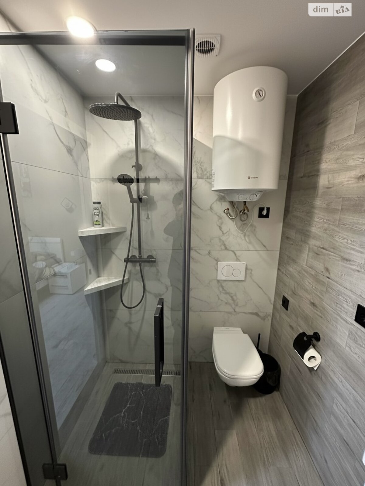 однокімнатна квартира в Львові, район Центр, на вул. Княжа 2 в довготривалу оренду помісячно фото 1 однокімнатна квартира в Львові, район Центр, на вул. Княжа 2 в довготривалу оренду помісячно фото 1