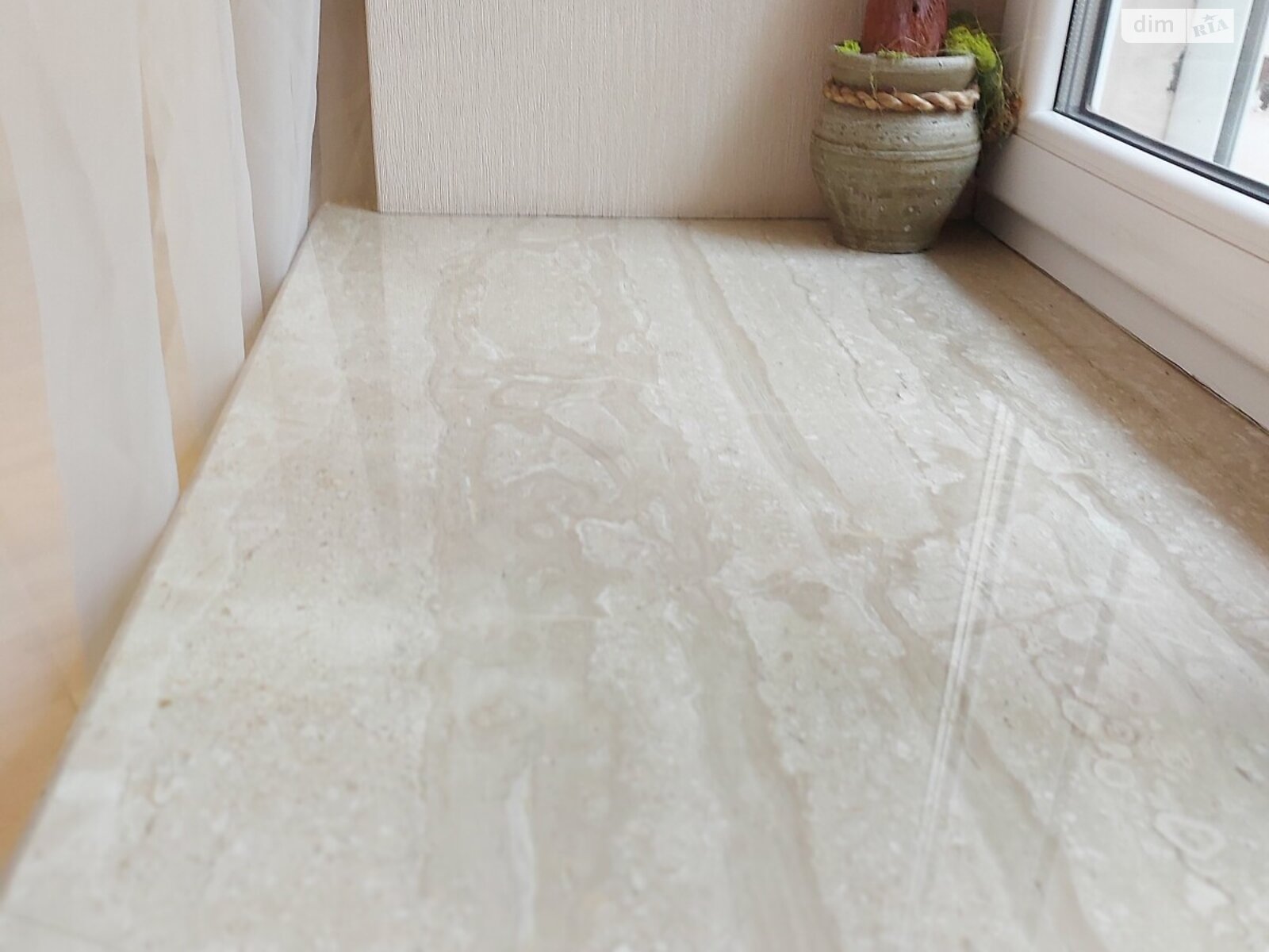 трикімнатна квартира в Львові, район Центр, на вул. Крушельницької Соломії 19 в довготривалу оренду помісячно фото 1