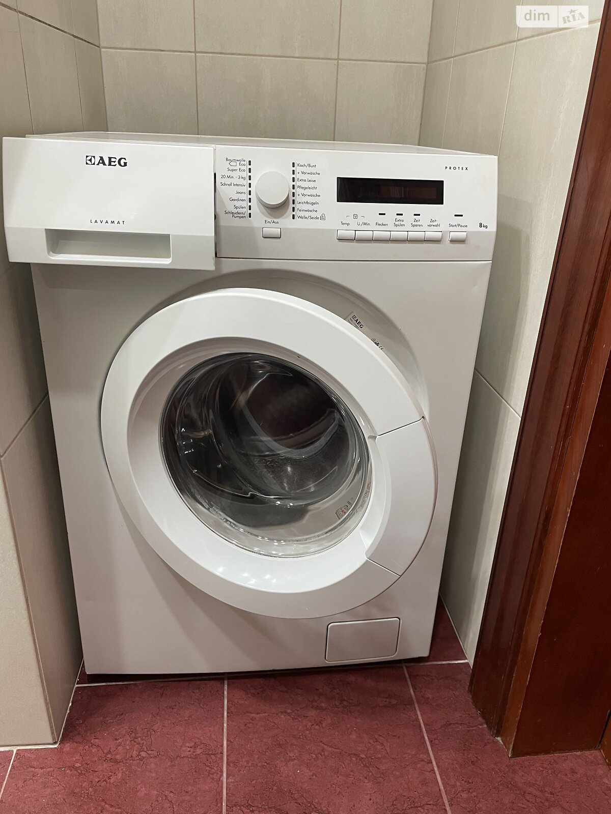 трикімнатна квартира в Львові, район Центр, на вул. Крушельницької Соломії 19 в довготривалу оренду помісячно фото 1