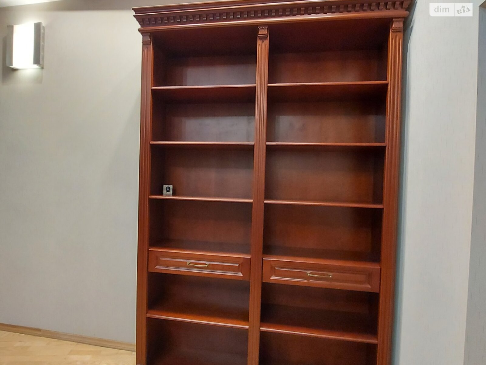 трикімнатна квартира в Львові, район Центр, на вул. Крушельницької Соломії 19 в довготривалу оренду помісячно фото 1