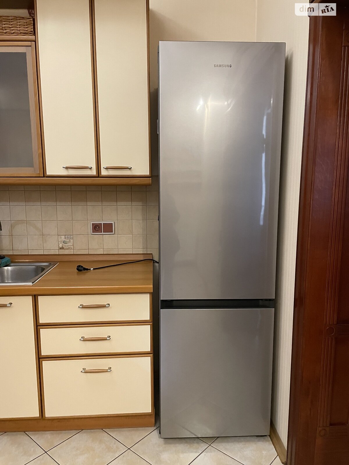 трикімнатна квартира в Львові, район Центр, на вул. Крушельницької Соломії 19 в довготривалу оренду помісячно фото 1