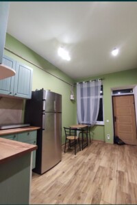 однокімнатна квартира в Львові, район Залізничний, на вул. Меретина 4 в довготривалу оренду помісячно фото 2