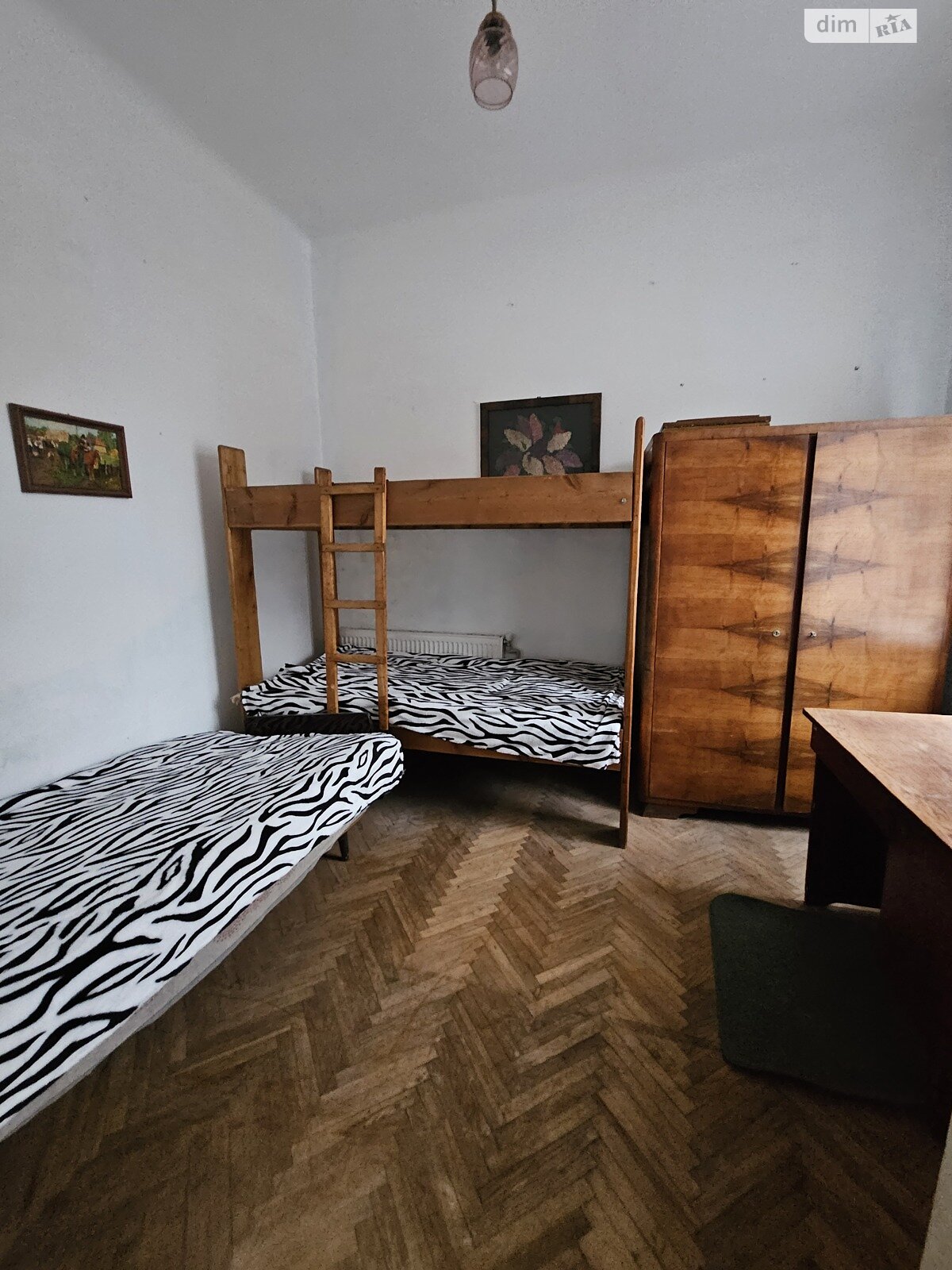 двухкомнатная квартира в Львове, район Центр, на ул. Меретина 5 в аренду на долгий срок помесячно фото 1 двухкомнатная квартира в Львове, район Центр, на ул. Меретина 5 в аренду на долгий срок помесячно фото 1