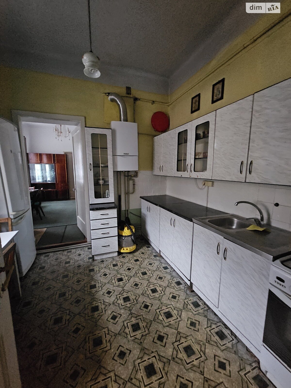 двухкомнатная квартира в Львове, район Центр, на ул. Меретина 5 в аренду на долгий срок помесячно фото 1 двухкомнатная квартира в Львове, район Центр, на ул. Меретина 5 в аренду на долгий срок помесячно фото 1