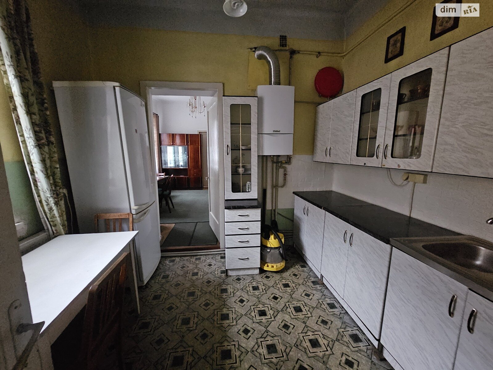 двухкомнатная квартира в Львове, район Центр, на ул. Меретина 5 в аренду на долгий срок помесячно фото 1 двухкомнатная квартира в Львове, район Центр, на ул. Меретина 5 в аренду на долгий срок помесячно фото 1